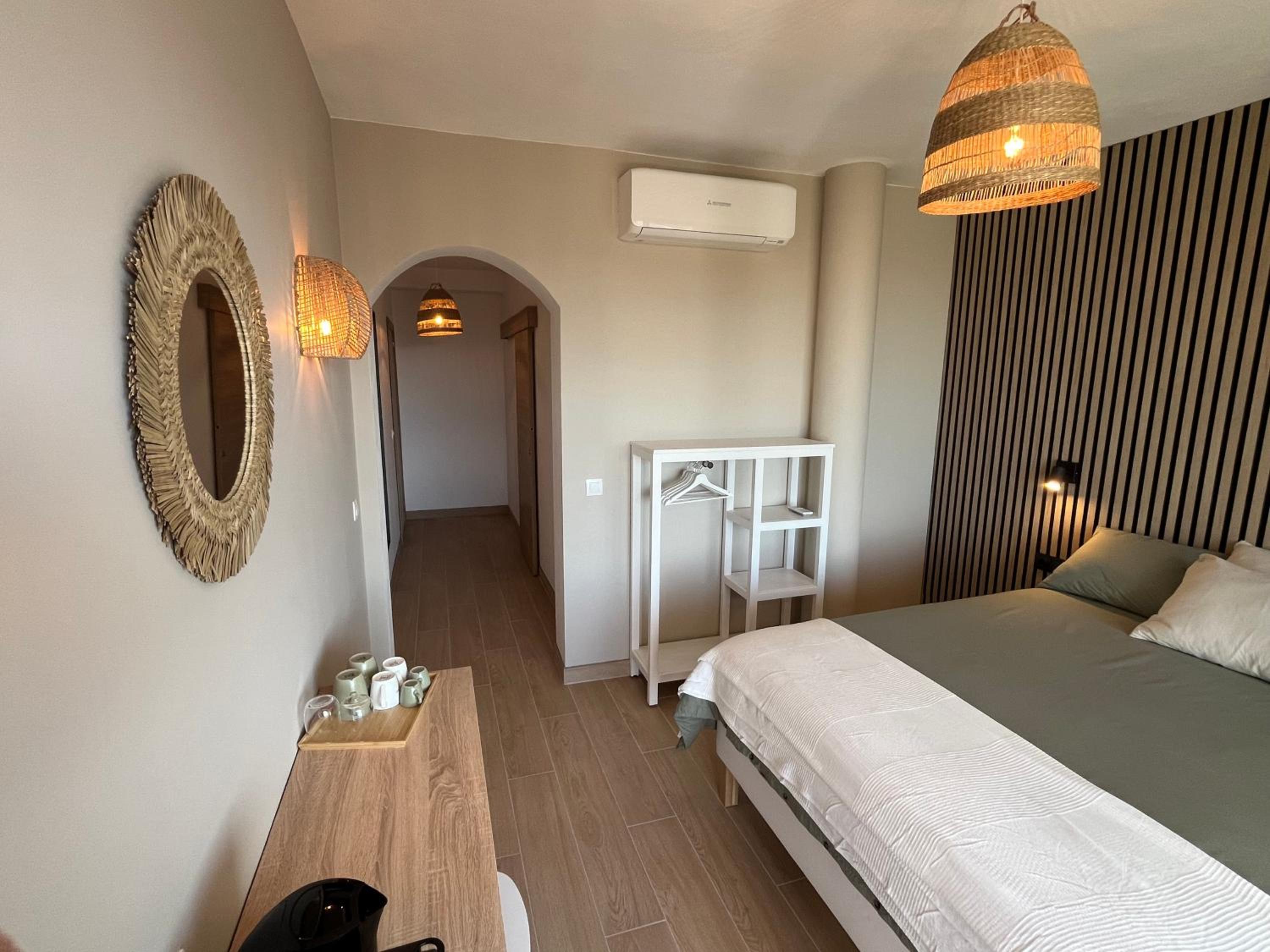 Habitación Doble con Balcón y Vista al Mar