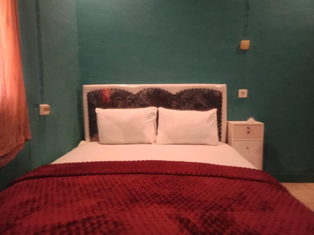 One-Bedroom House photo 1