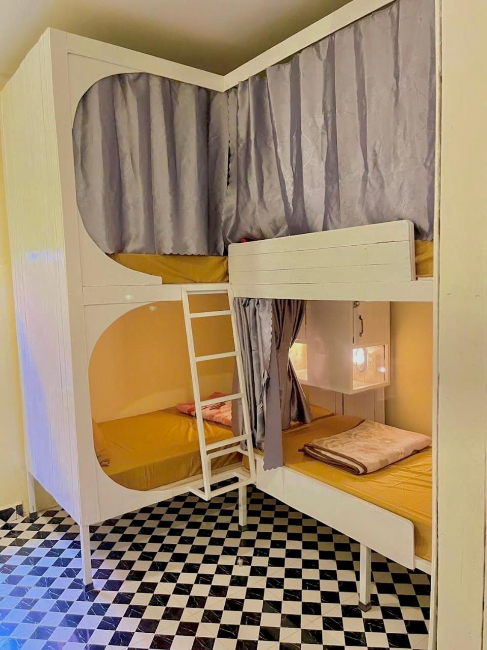 Bed In 6-Bed Mixed Dormitory Room photo 1