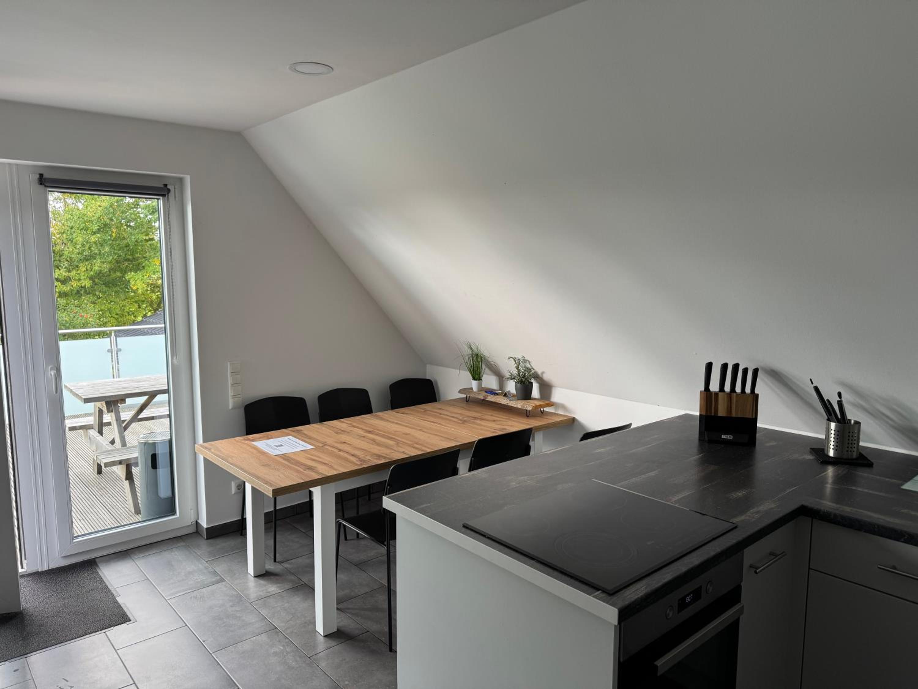 Three-Bedroom Apartment - Photo 6