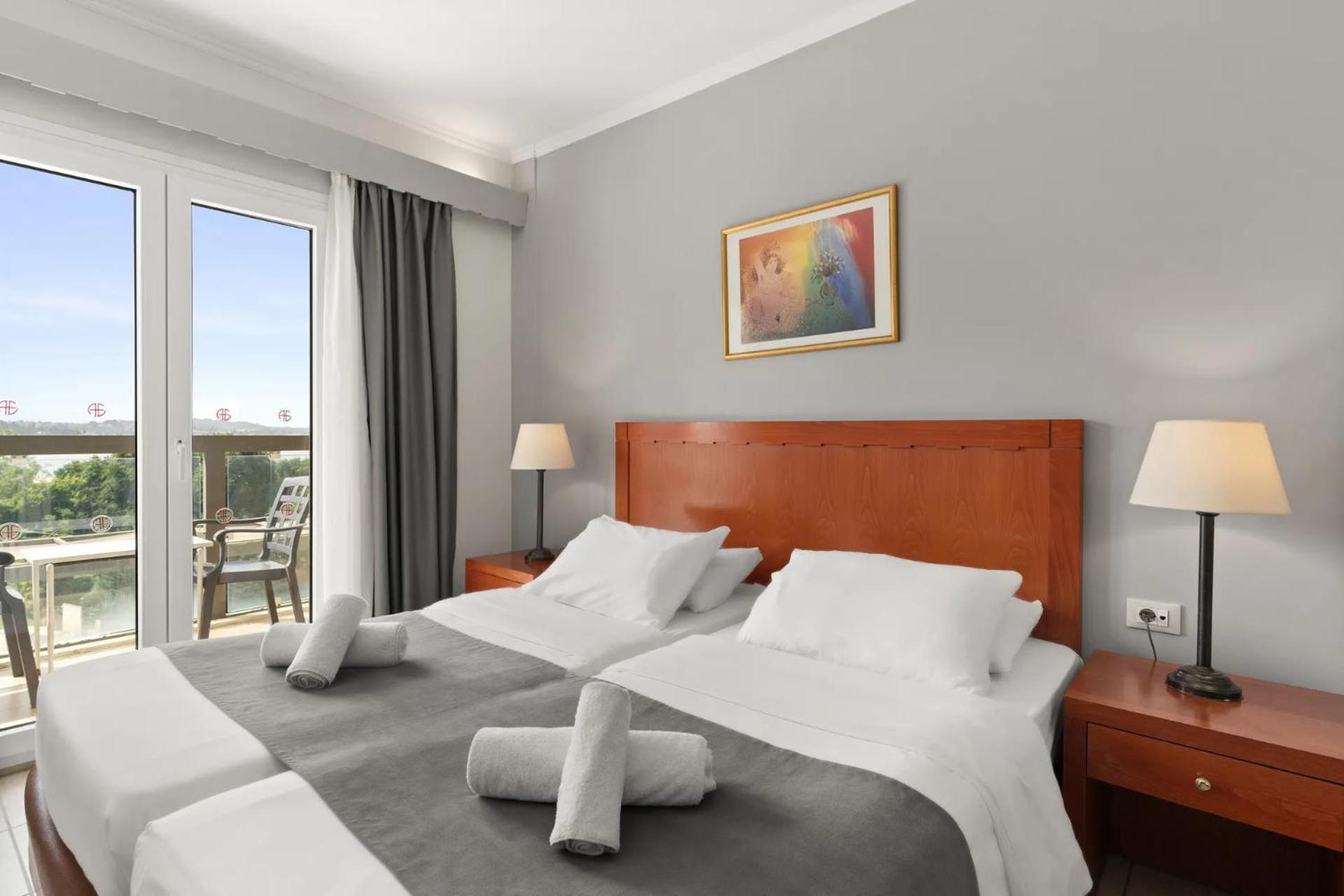 Double Room with Lake View