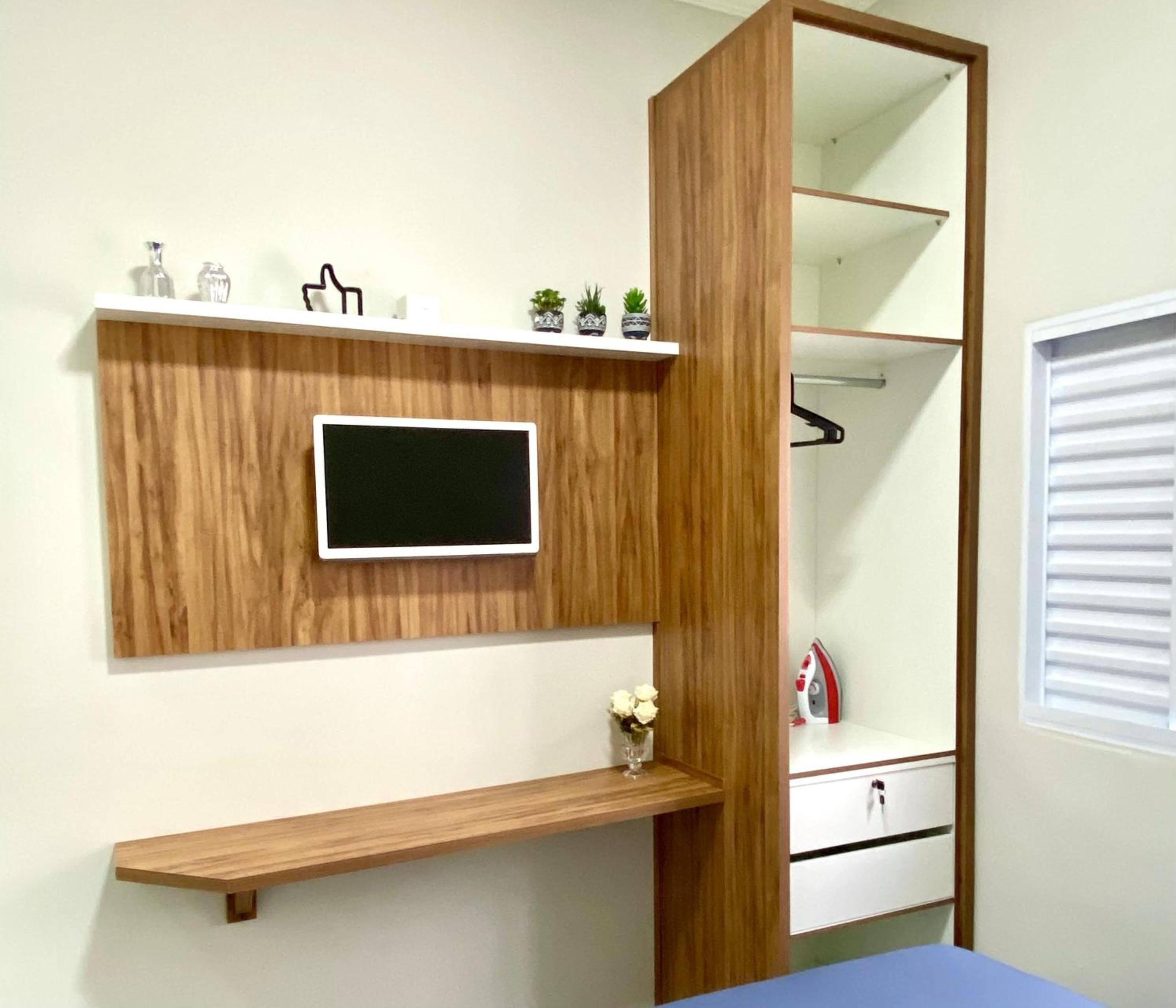 Three-Bedroom House photo 3