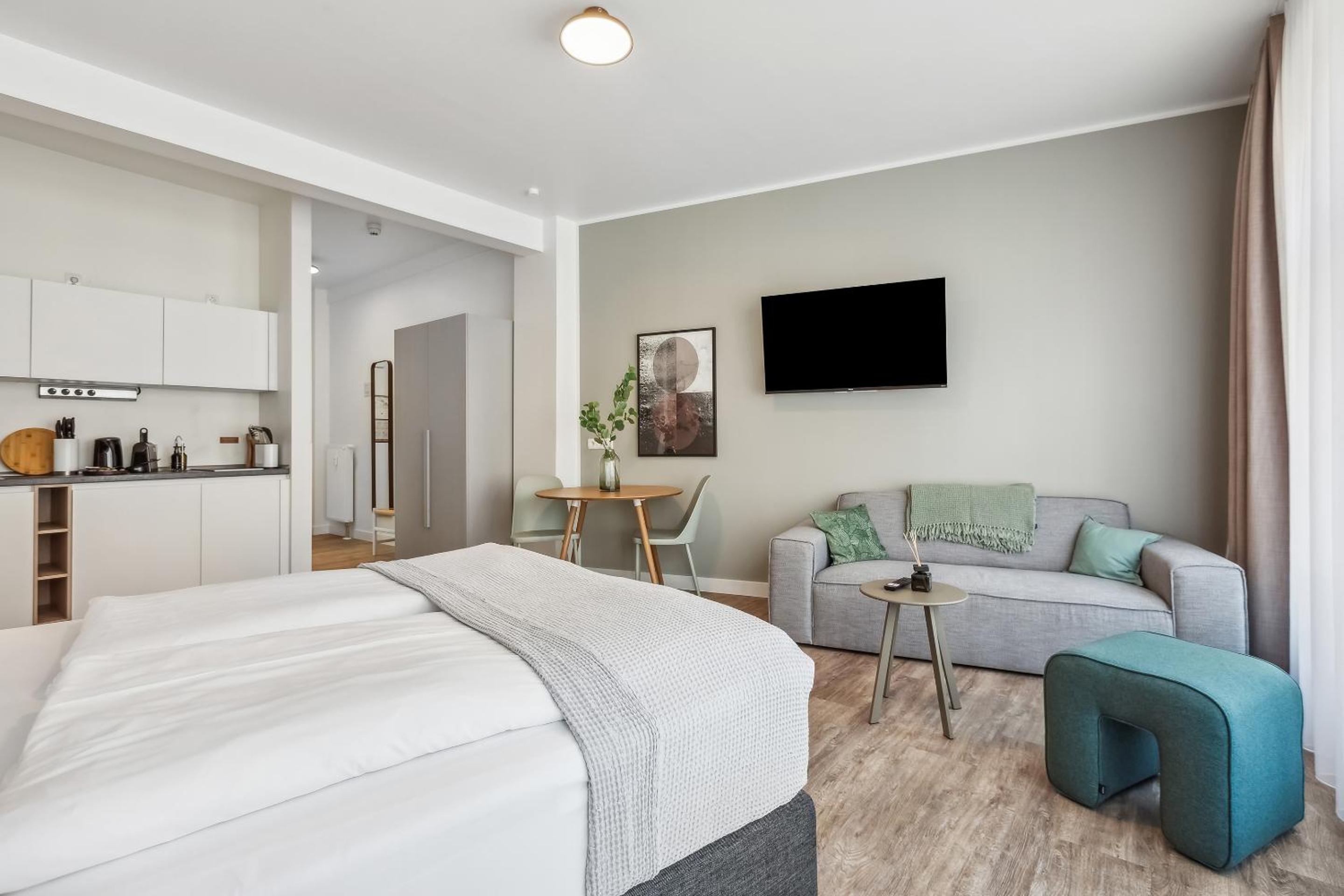 Suite XL - Photo 6
