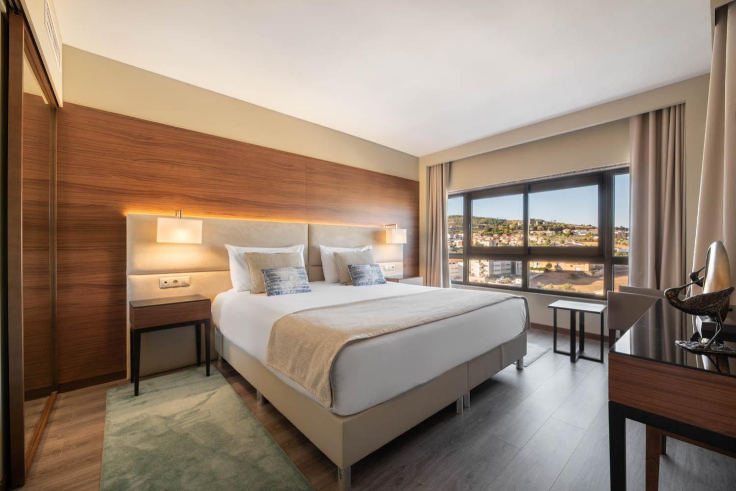 Suite ( free Parking )