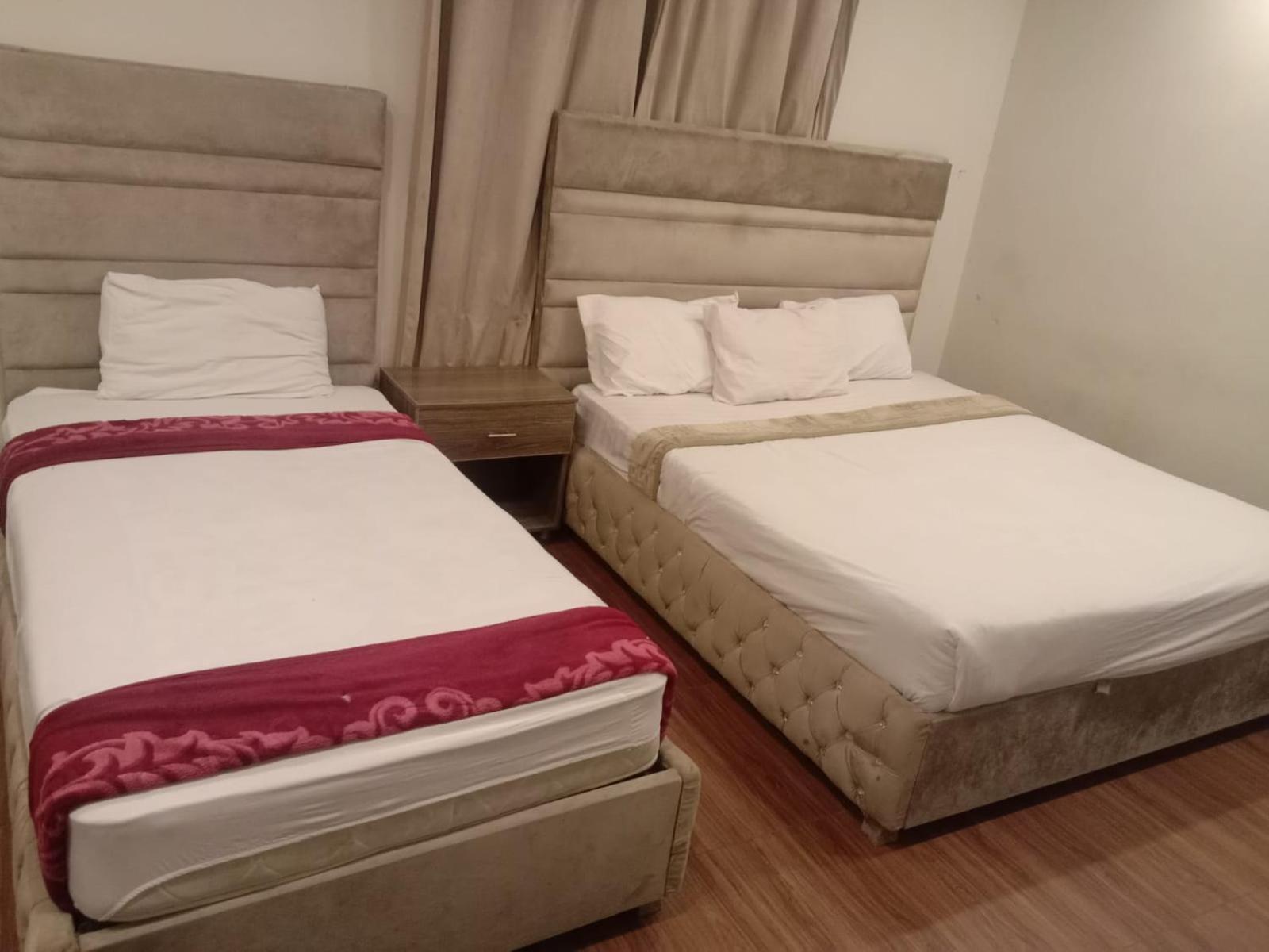 Deluxe Quadruple Room