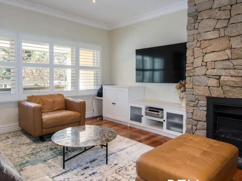 Six-Bedroom Holiday Home photo 1