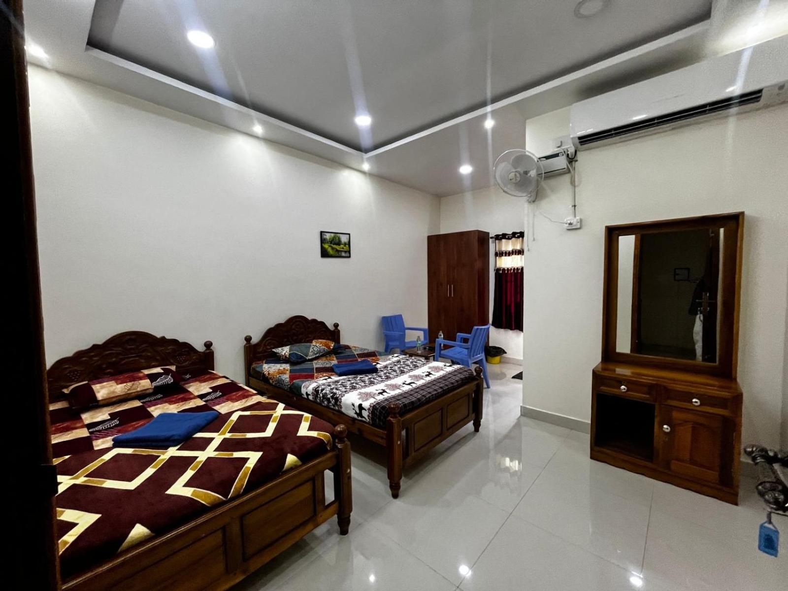 Double Room - Photo 1