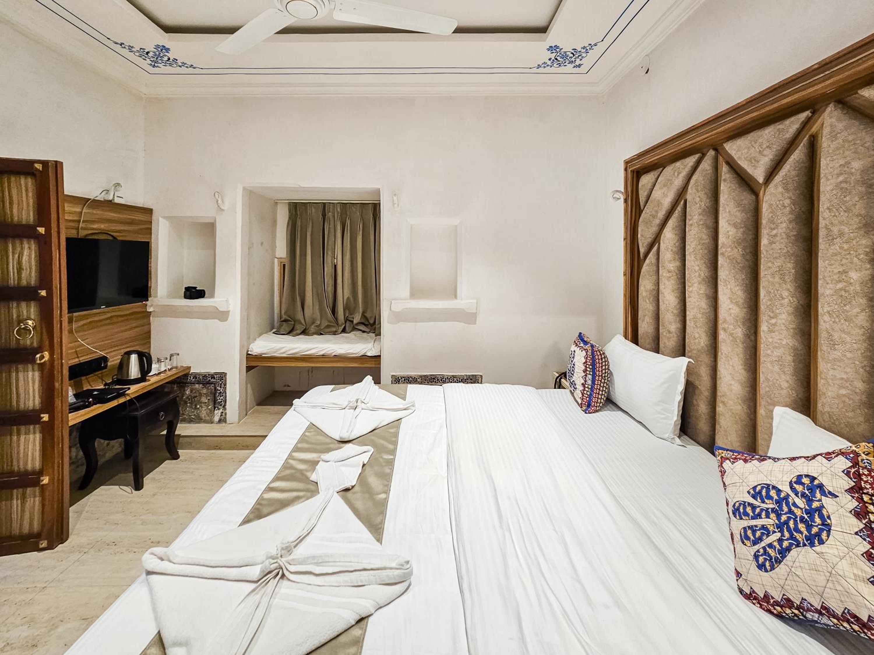 Queen Suite