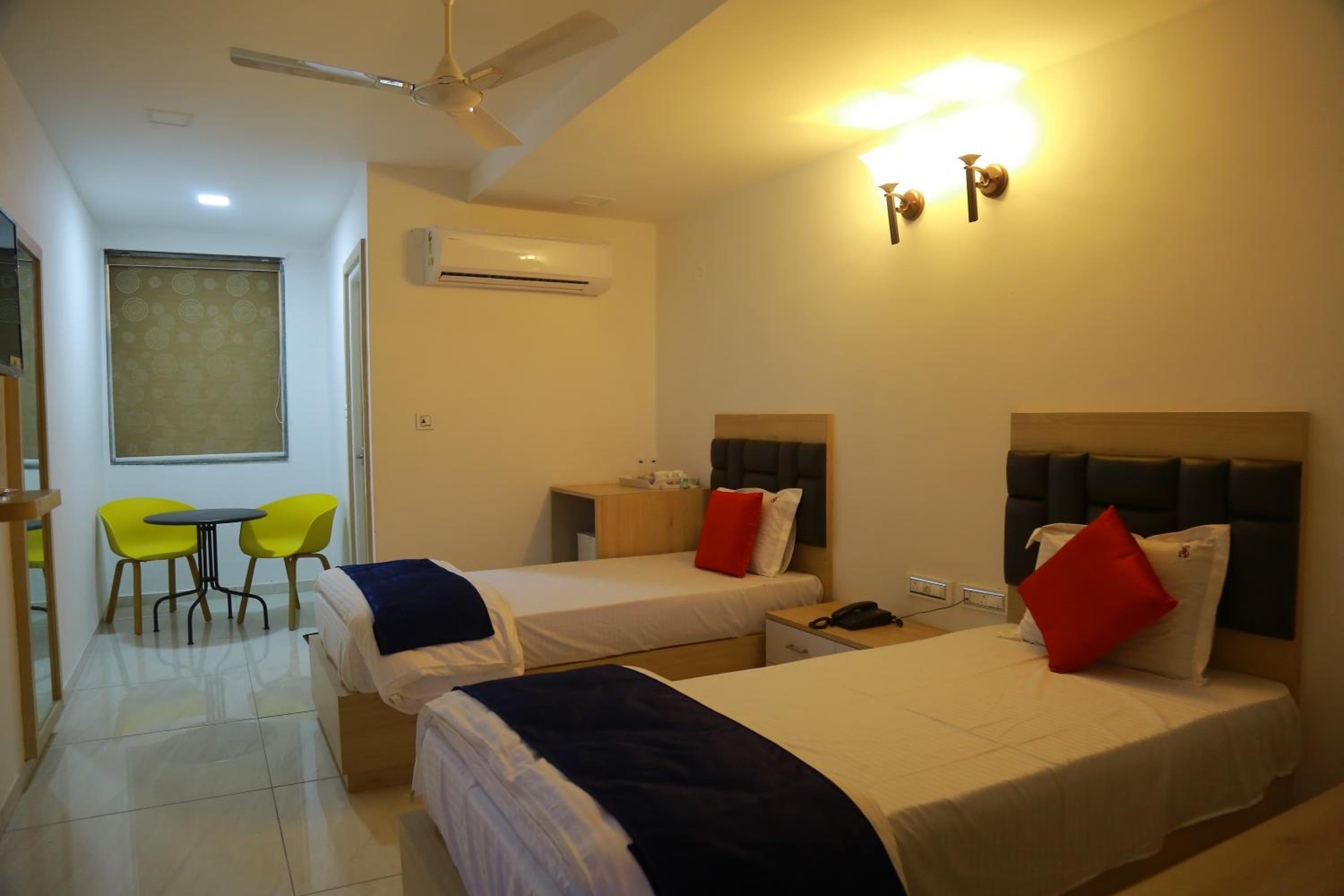 Deluxe Twin Room
