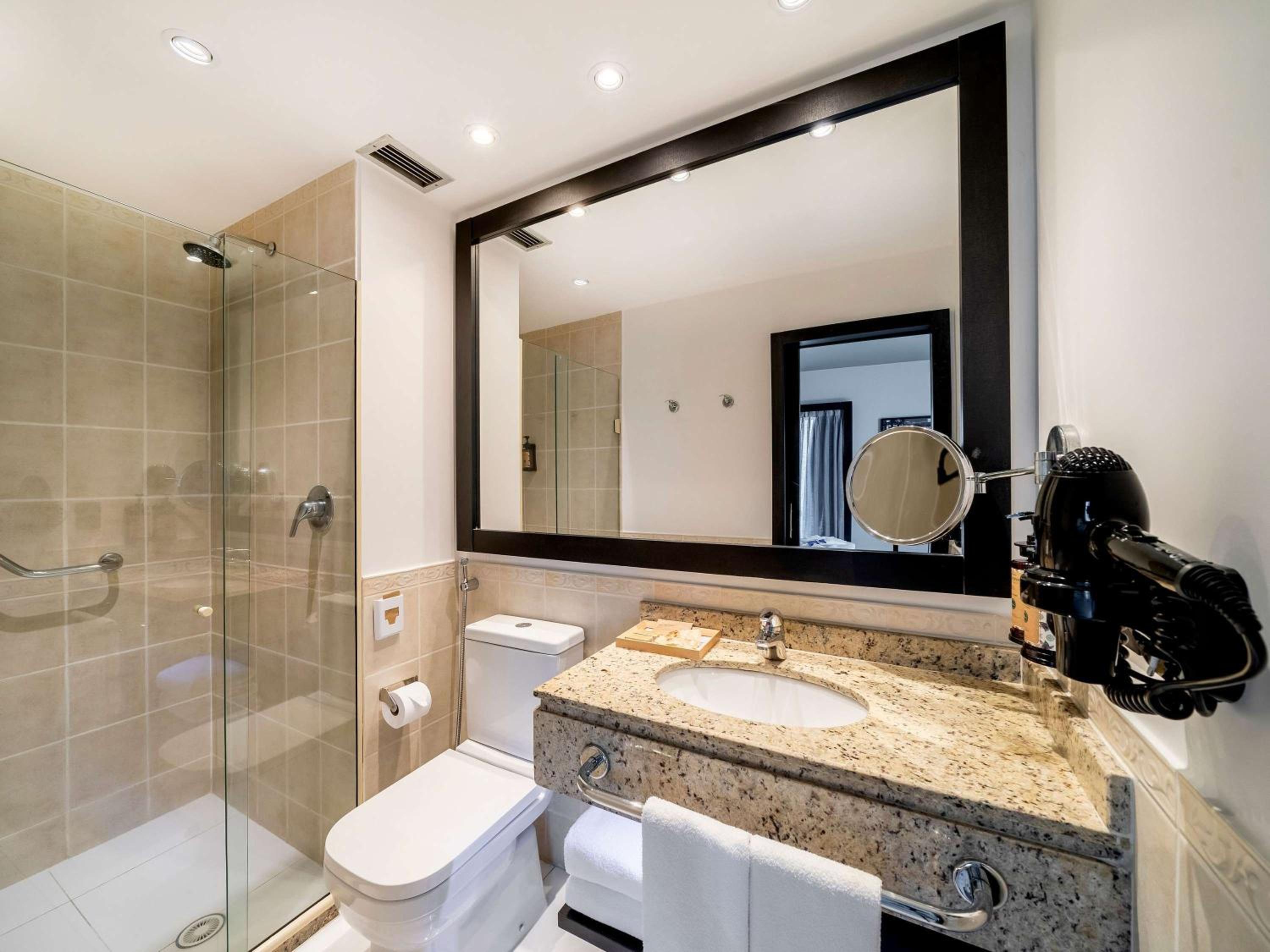 Executive Queen Room - Photo 4