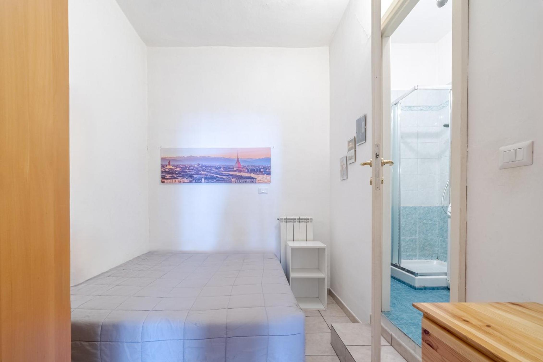 One-Bedroom Apartment - Photo 17