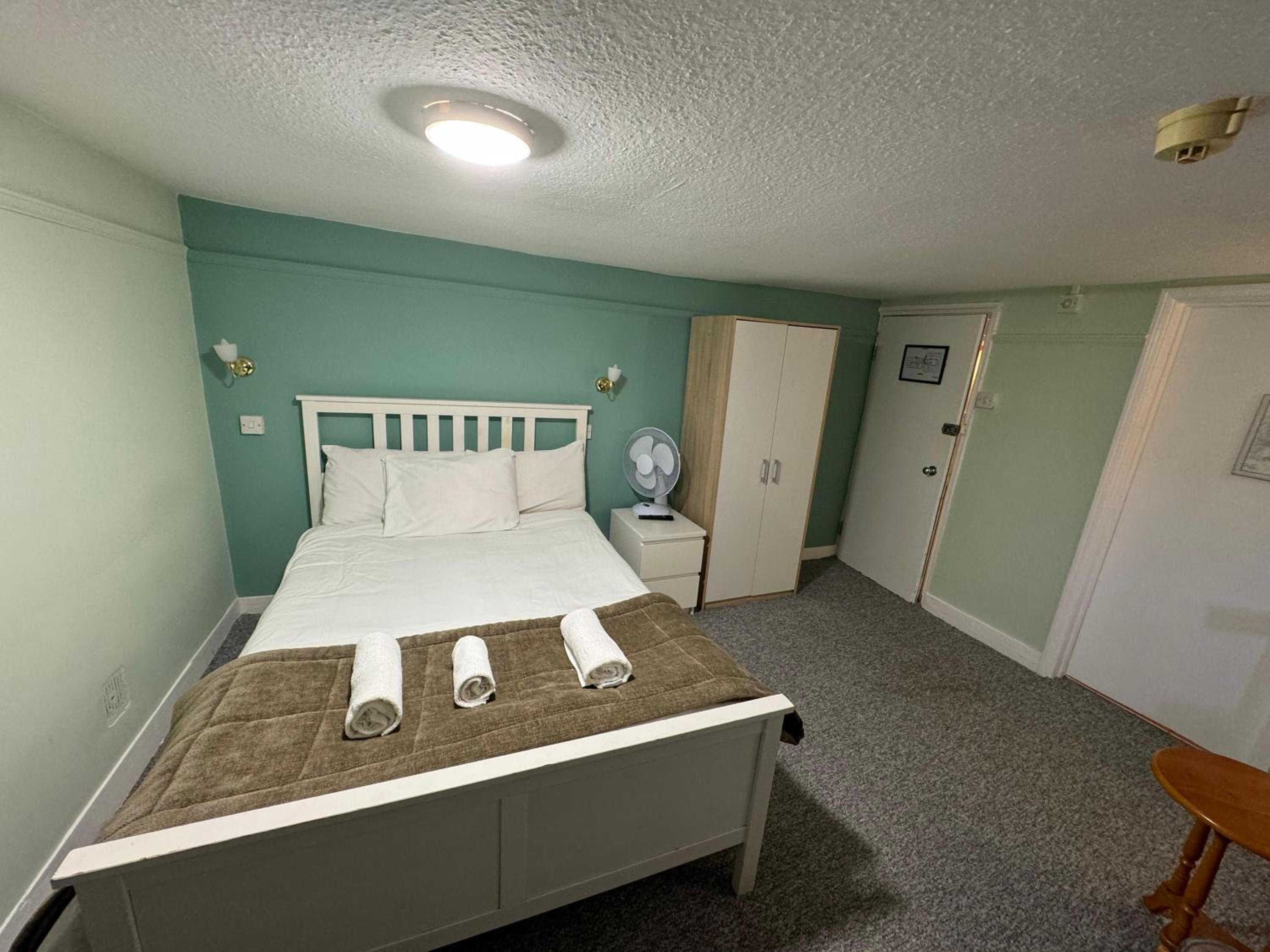 Standard Double Room photo 2