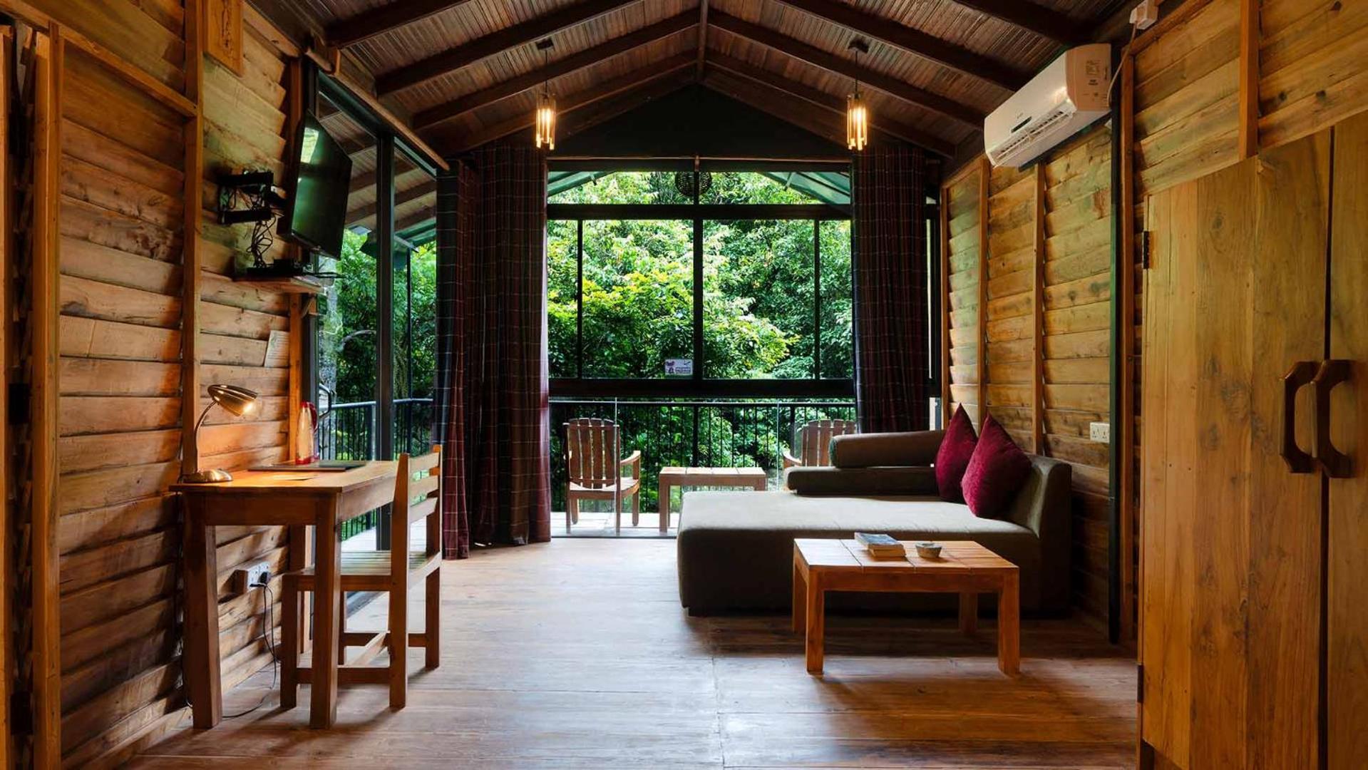 Nature’s Royalty, River Villa photo 2