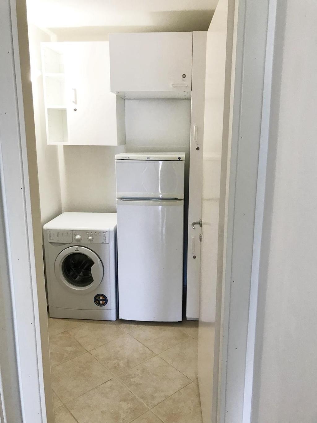 One-Bedroom House photo 2