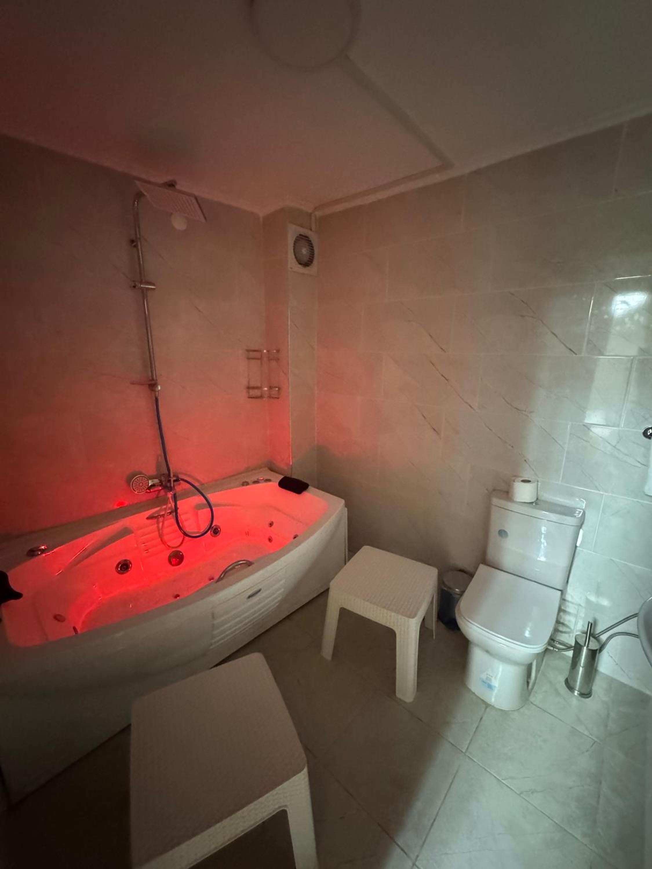 Double Room With Spa Bath photo 3