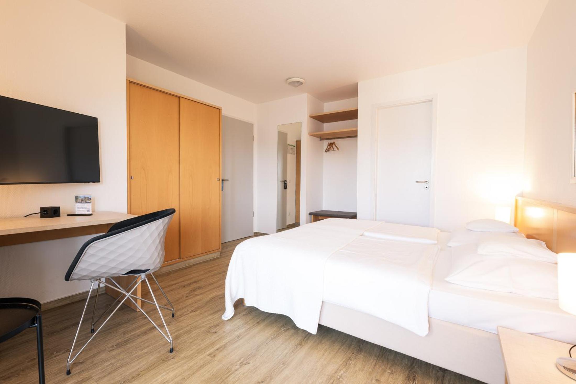 Small Double Room photo 3