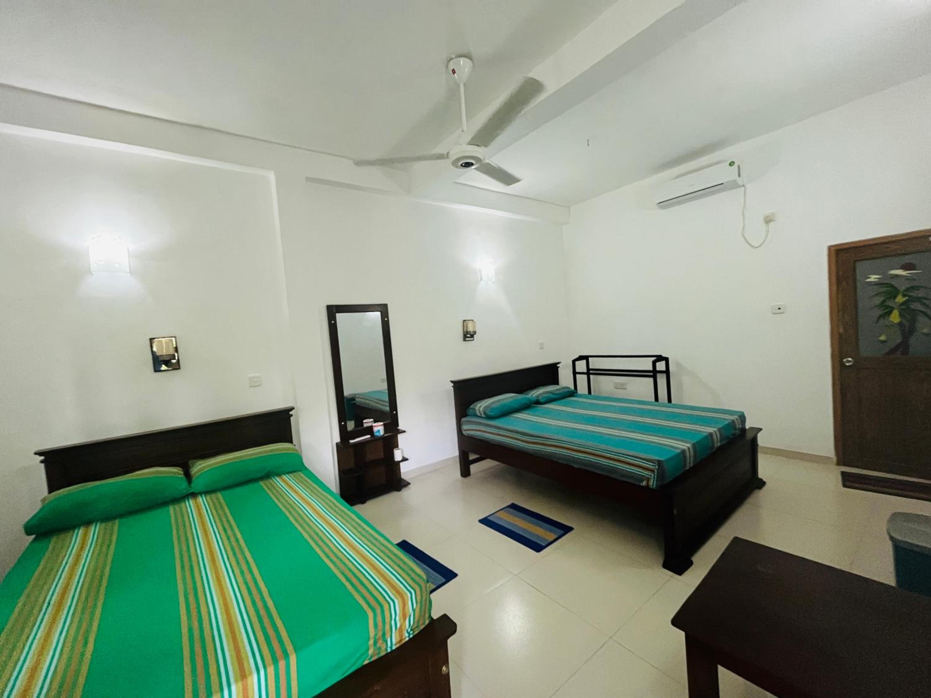 Deluxe Family Room photo 1