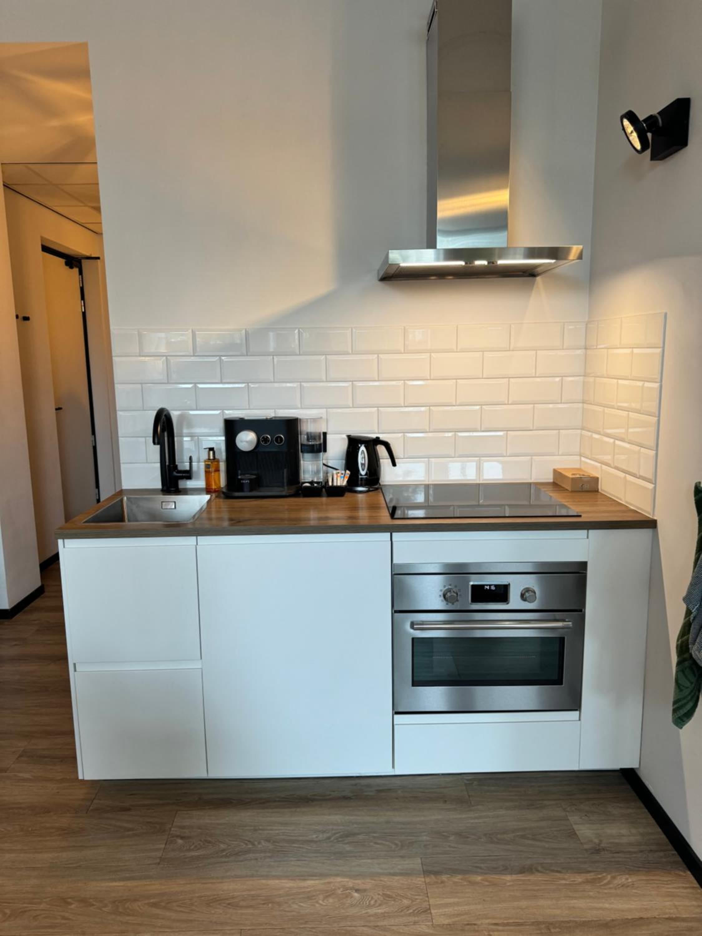 One-Bedroom Apartment - Photo 3