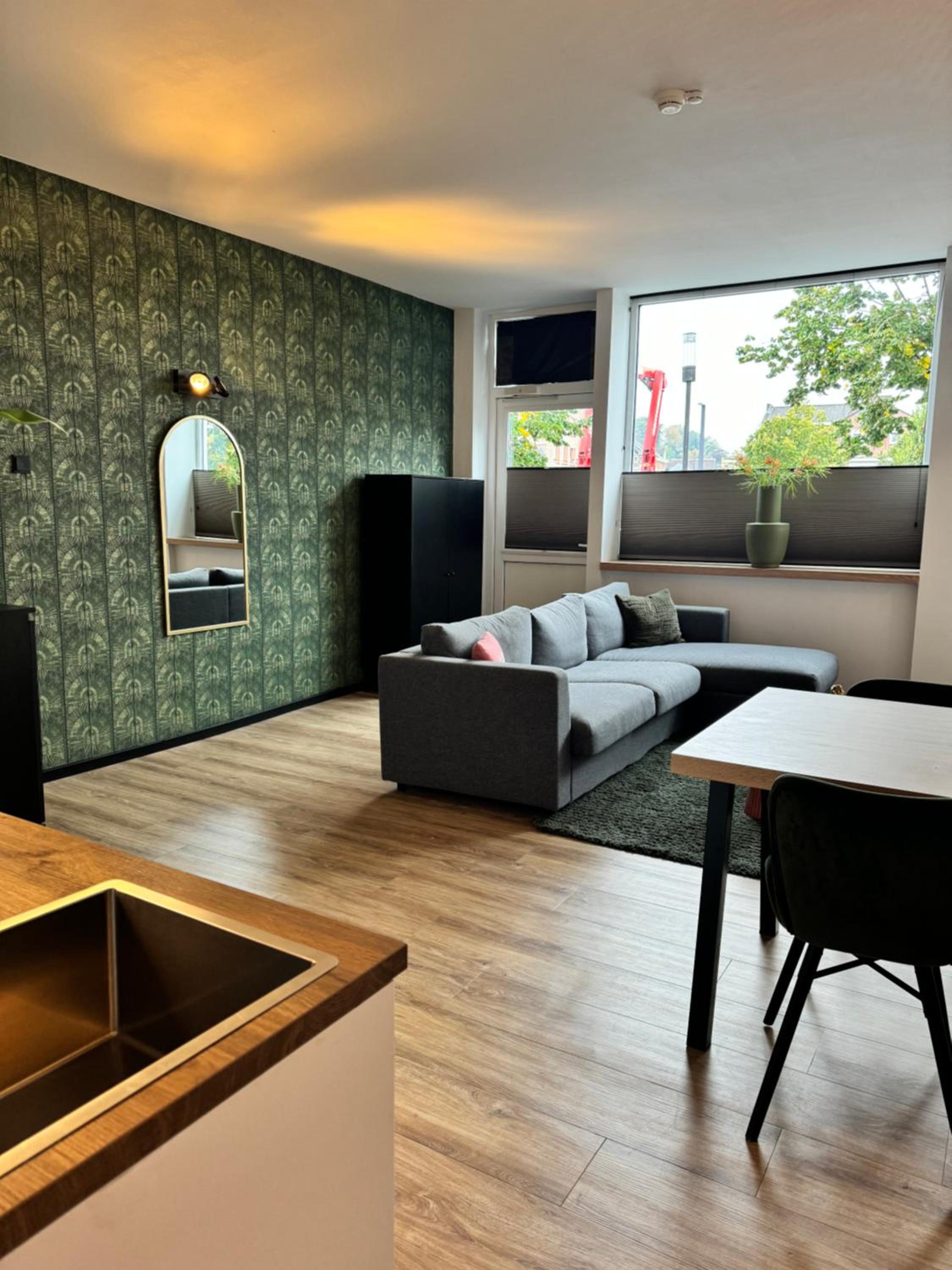 One-Bedroom Apartment - Photo 8