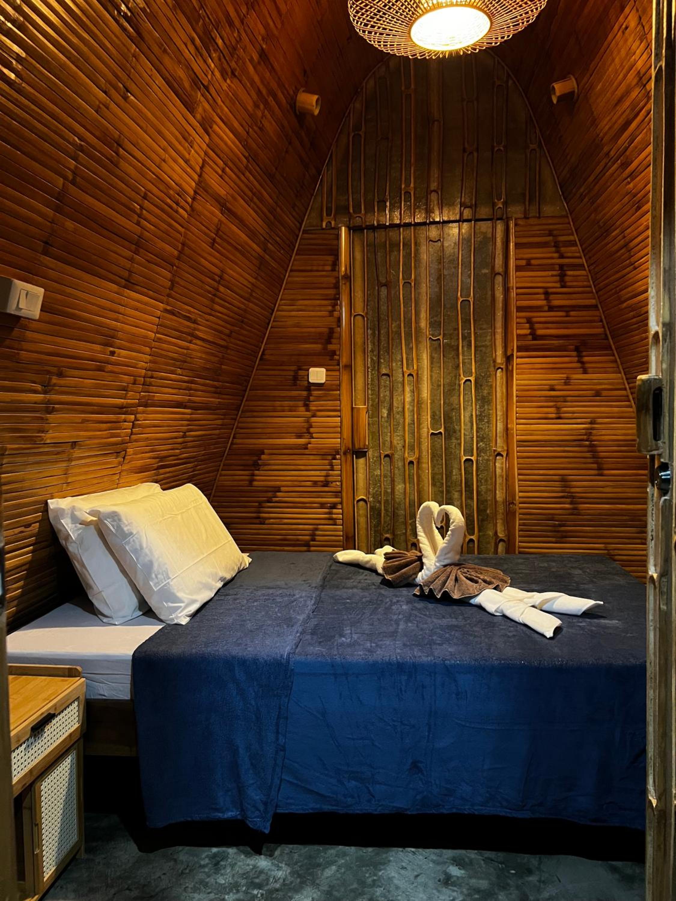 Deluxe Double Room (1 adult + 1 child) - Photo 15