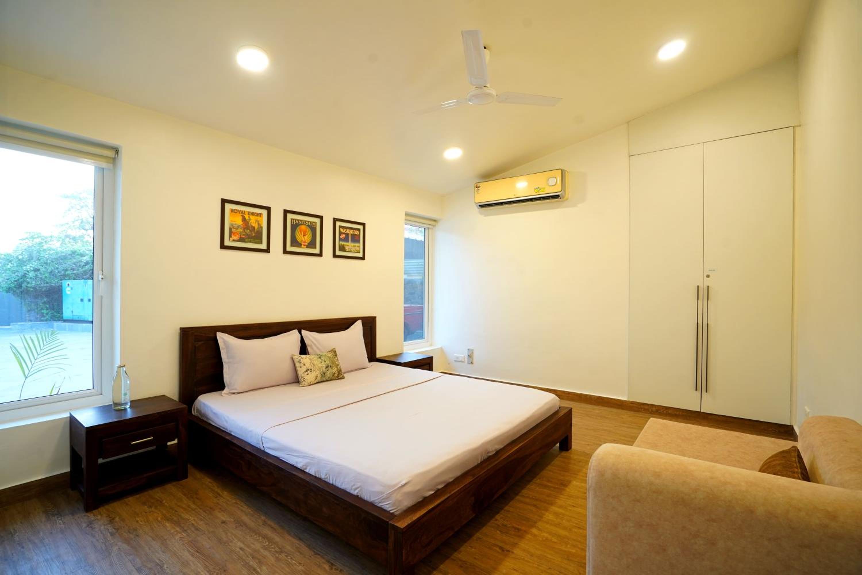 Villa photo 3