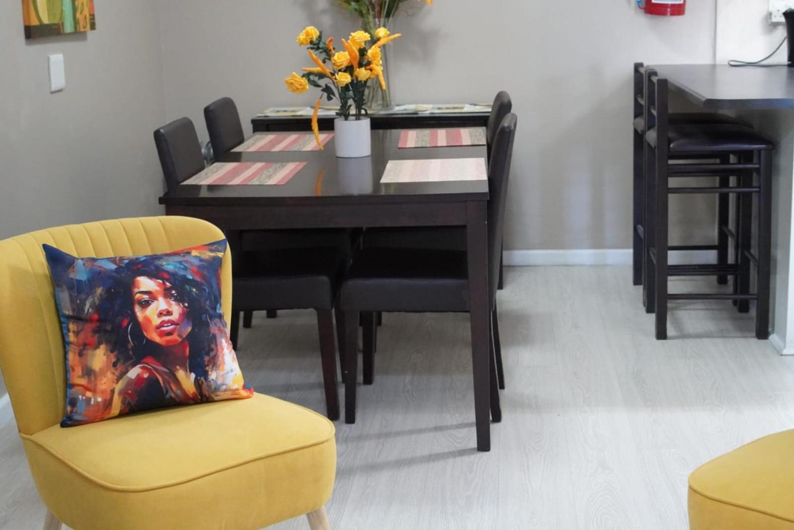 Family Room - Photo 7