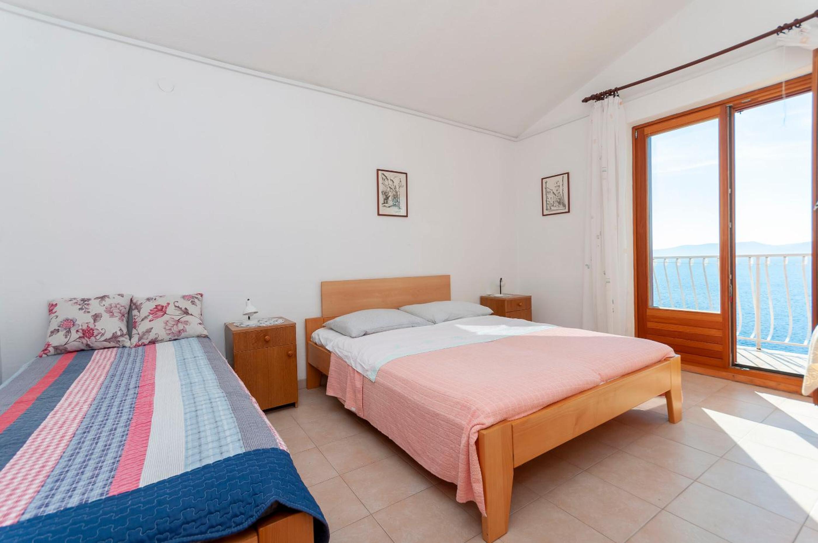 One-Bedroom Apartment with Terrace photo 1