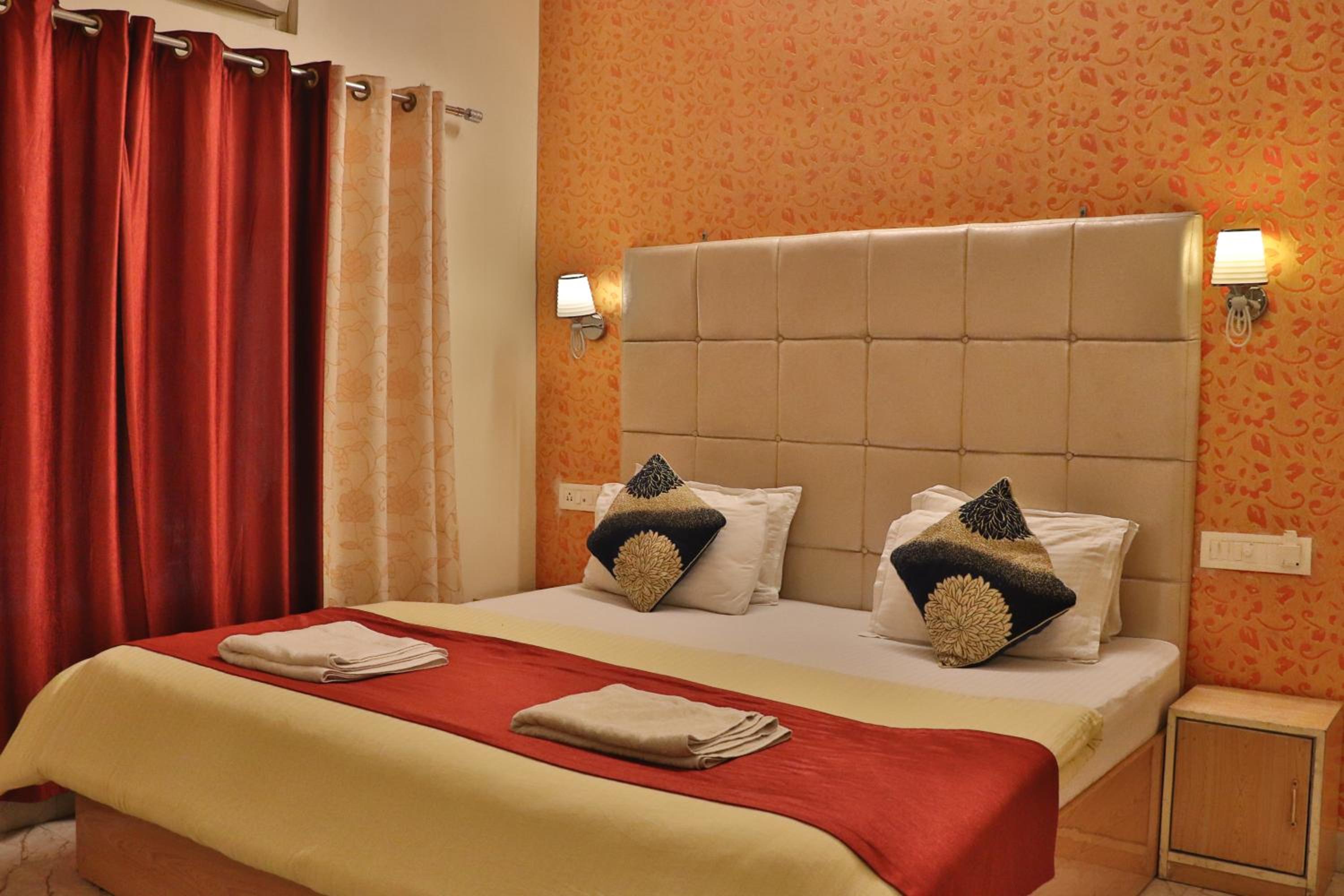 Deluxe Double Room photo 3