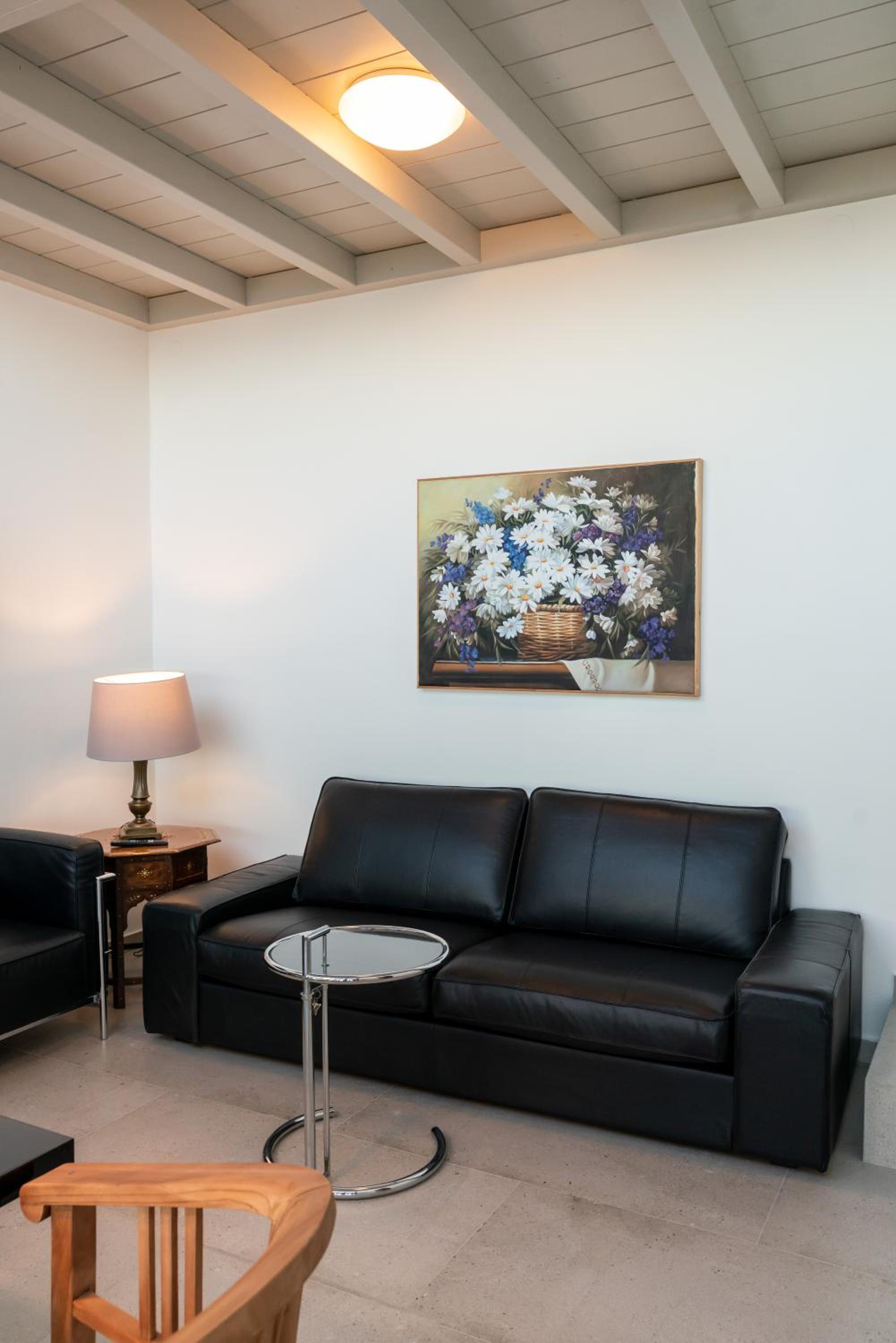 Two-Bedroom Villa photo 2