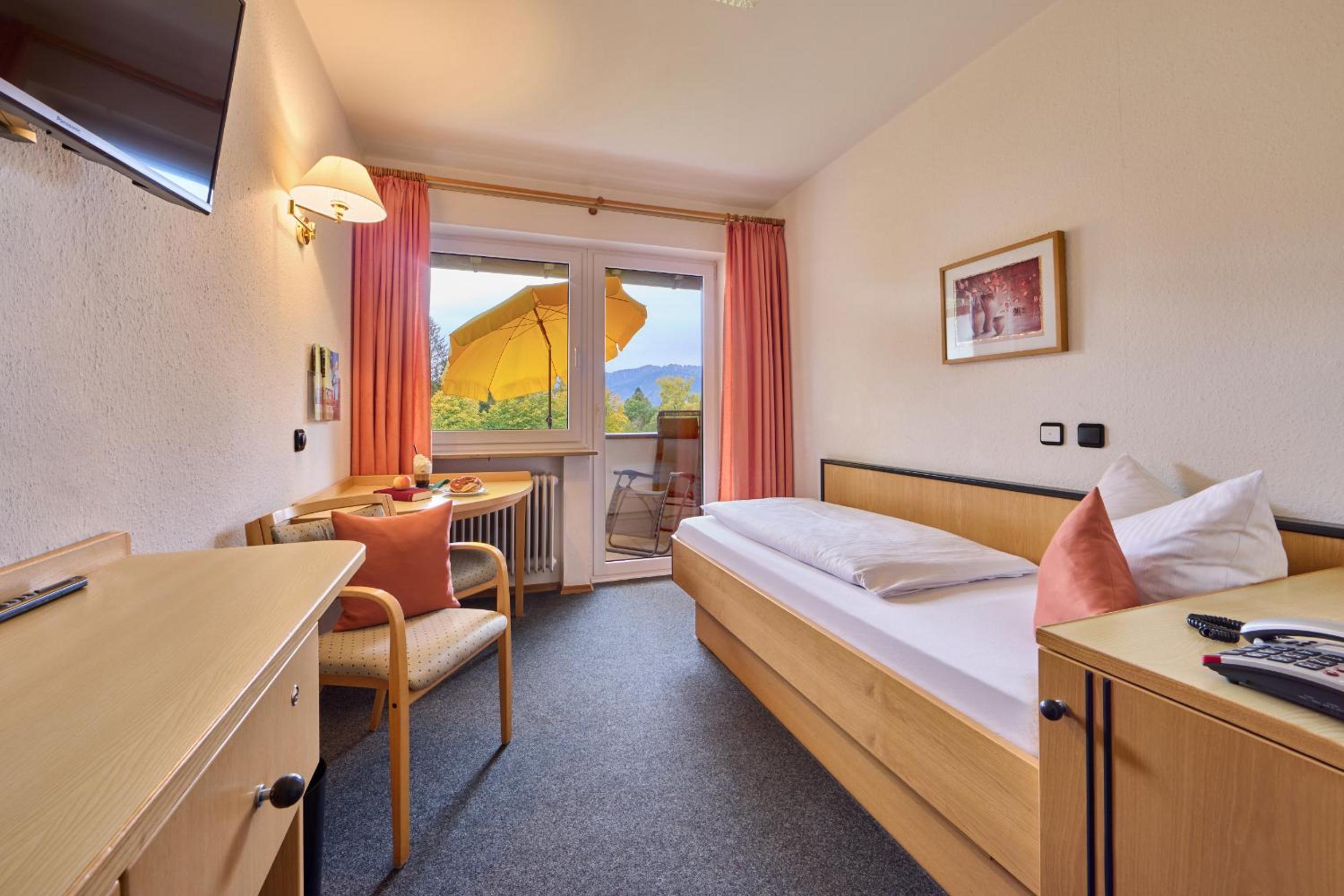 Standard Single Room