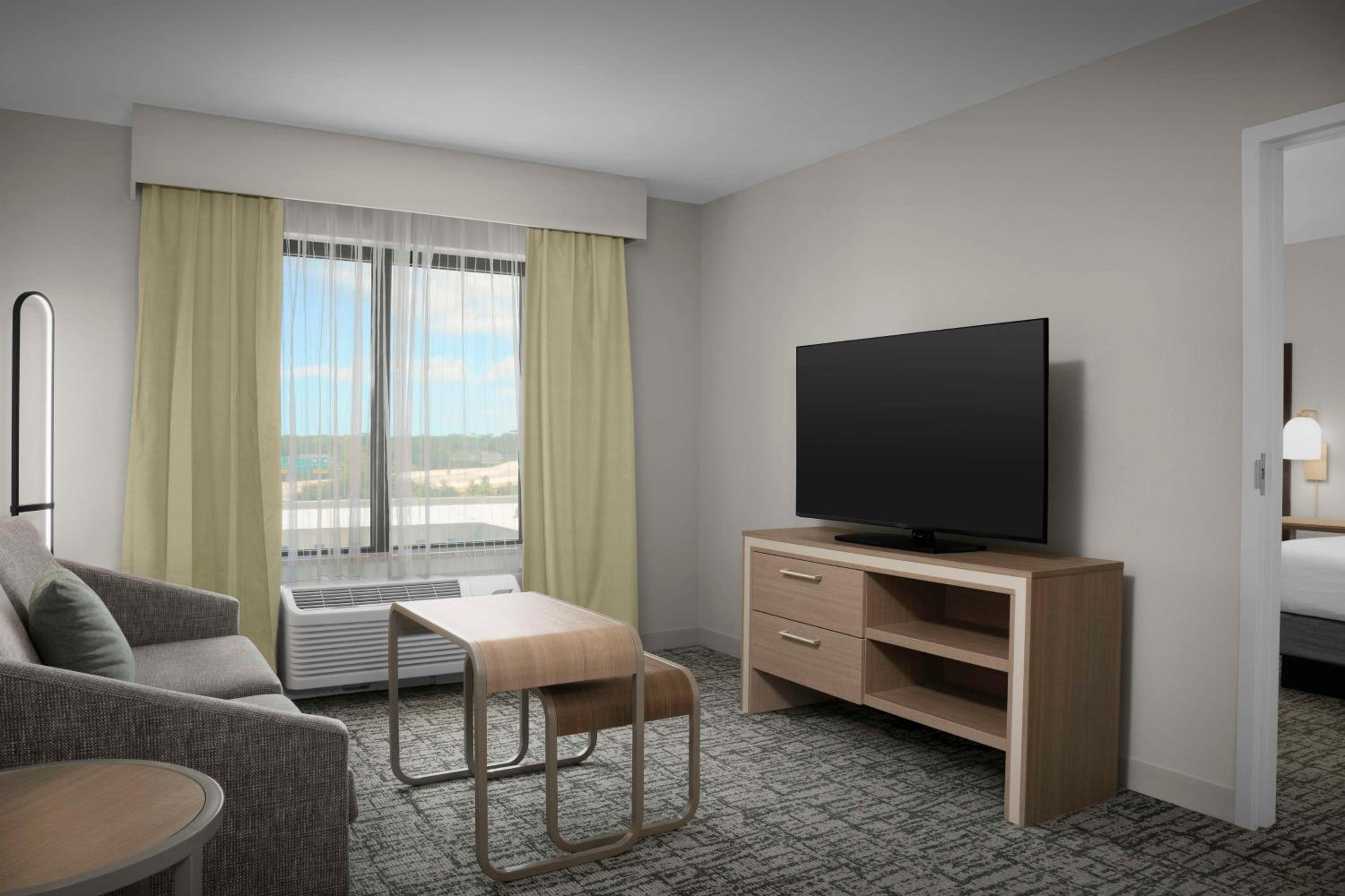 One-Bedroom Suite with Two Queen Beds - Photo 4