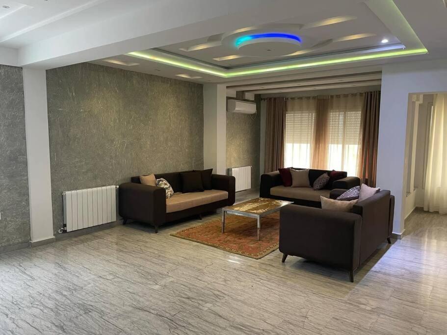 Three-Bedroom Villa photo 1