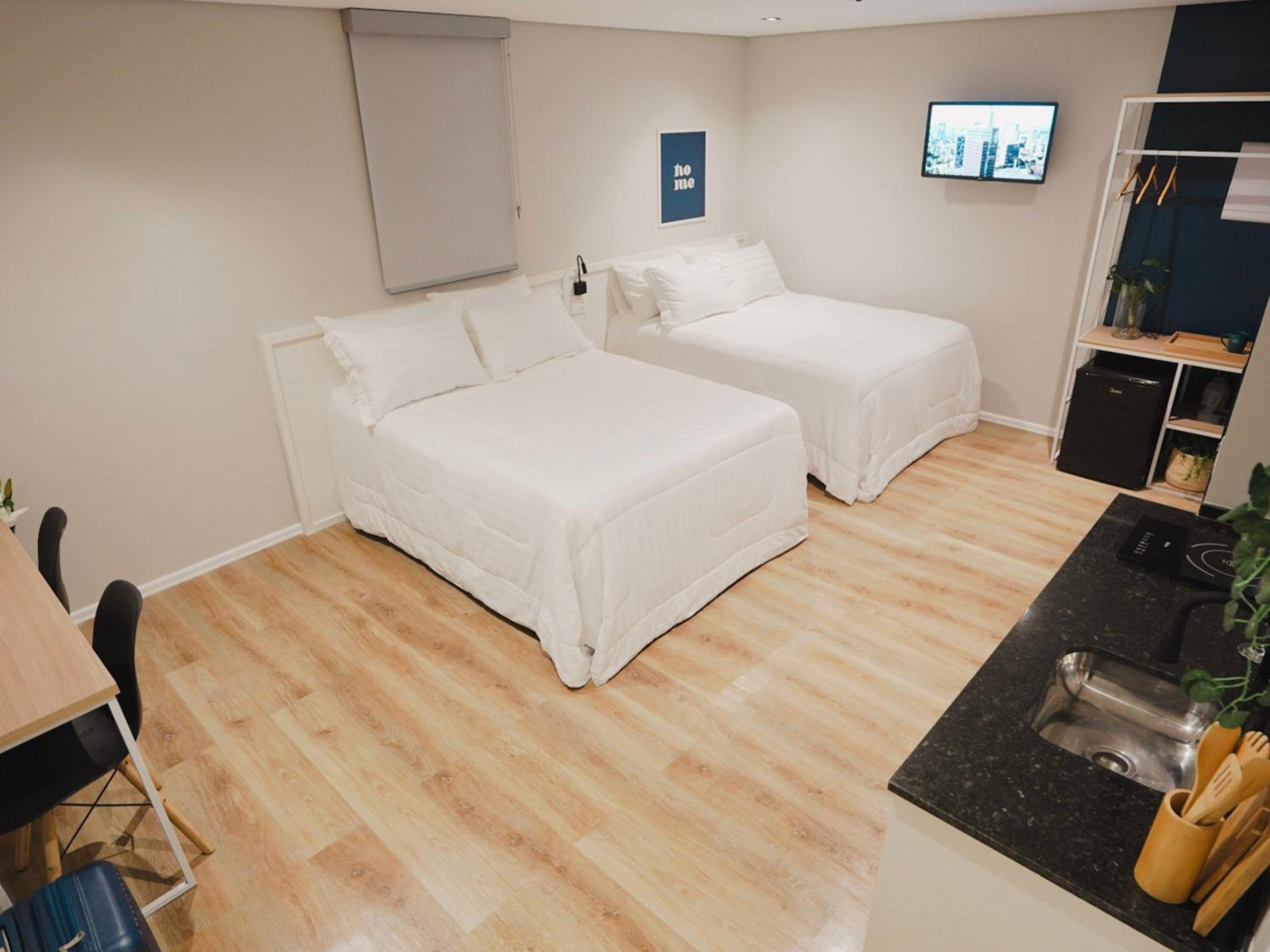 Family Double Room - No Window