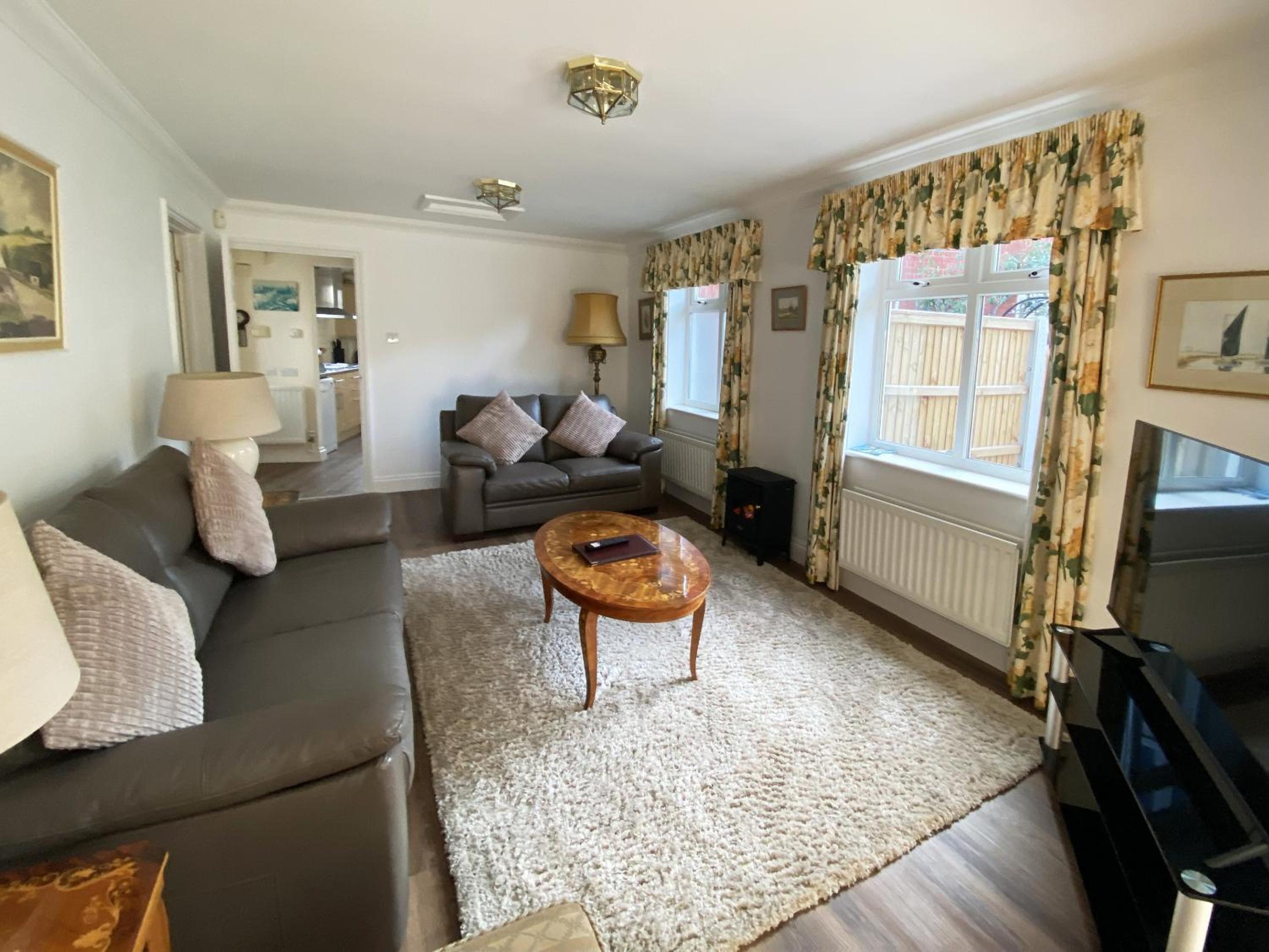 One-Bedroom Bungalow photo 3