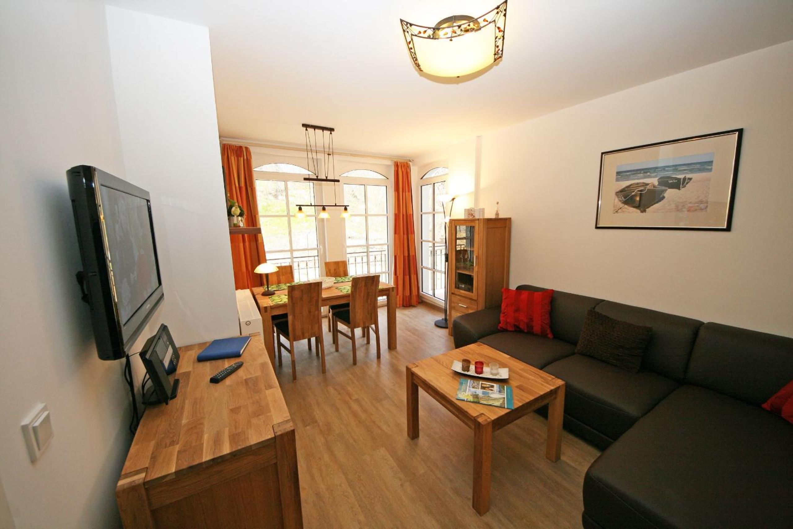 Two-Bedroom Apartment with Balcony photo 1