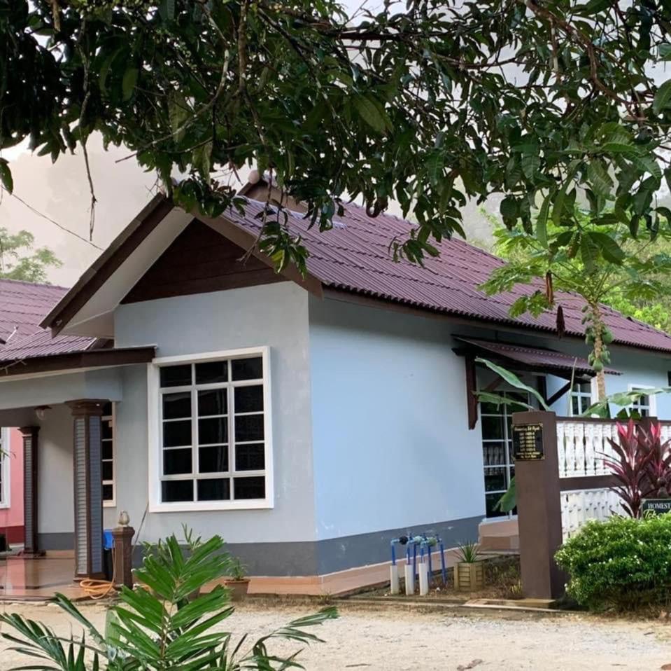 Three-Bedroom House photo 1