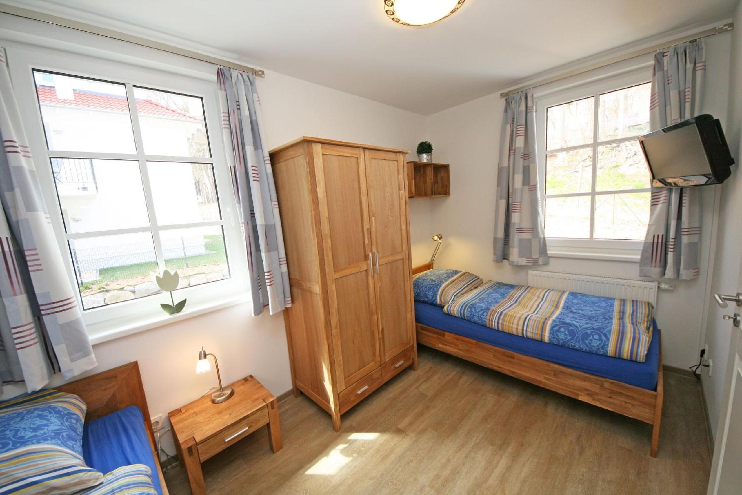 Two-Bedroom Apartment with Balcony photo 3