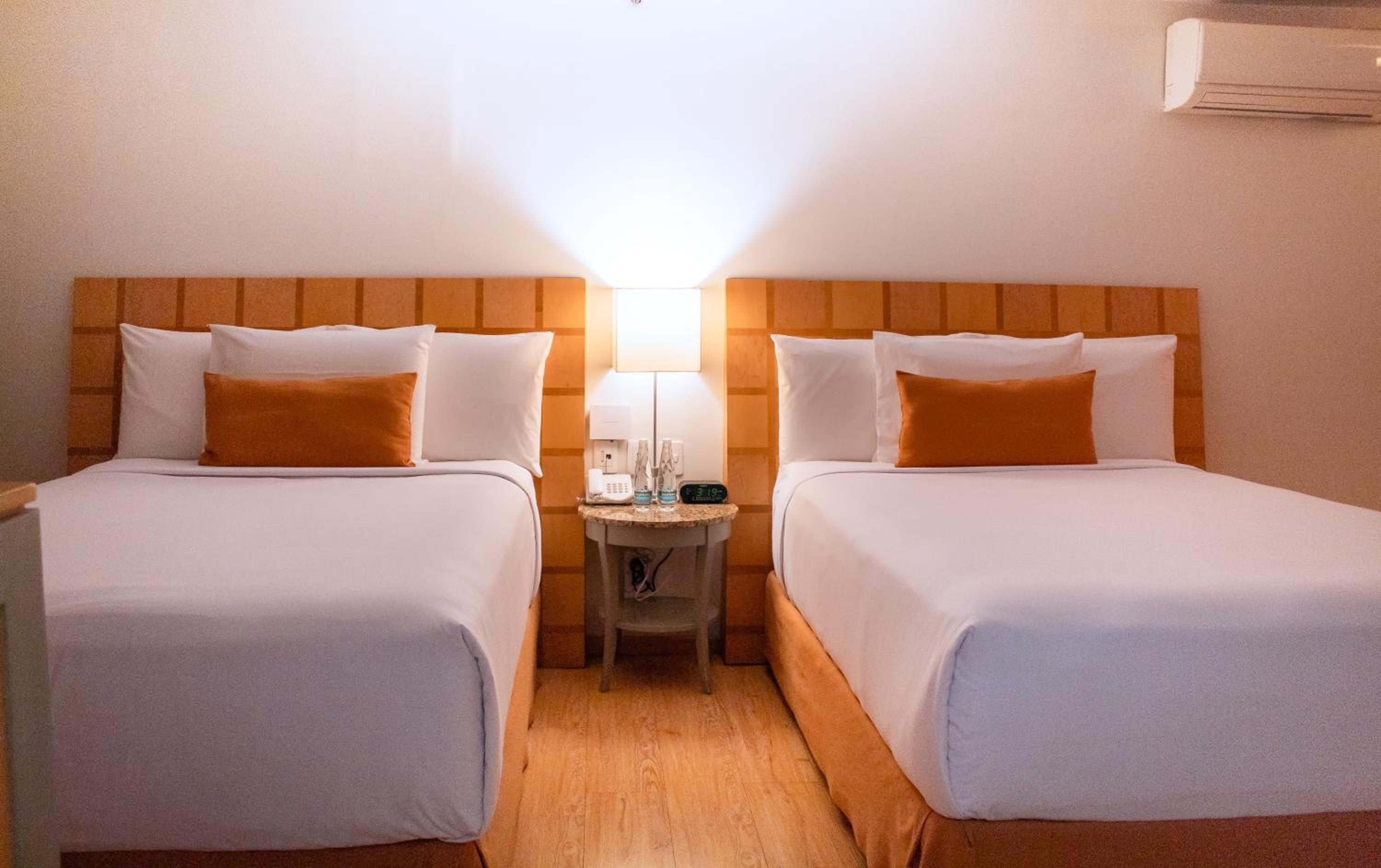 Deluxe  Room with Two beds