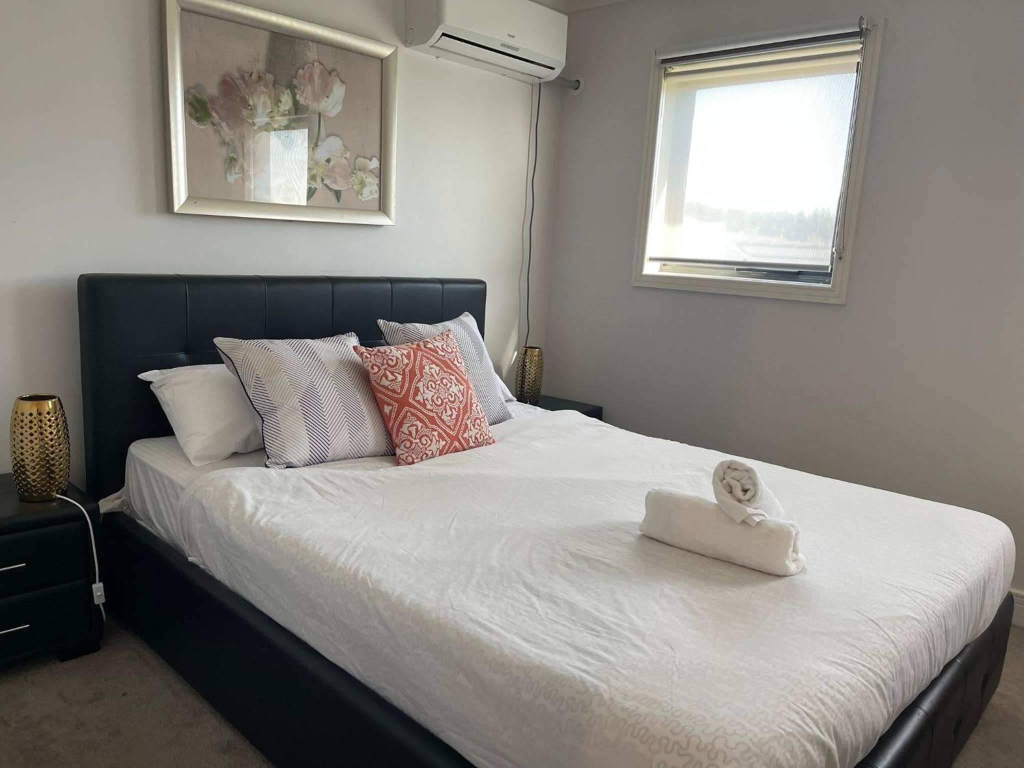 Double Room with Shared Bathroom photo 1