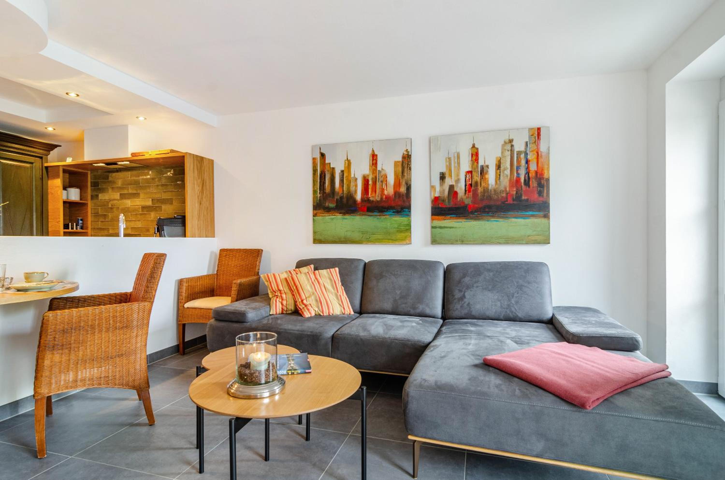One-Bedroom Apartment with Garden View photo 1