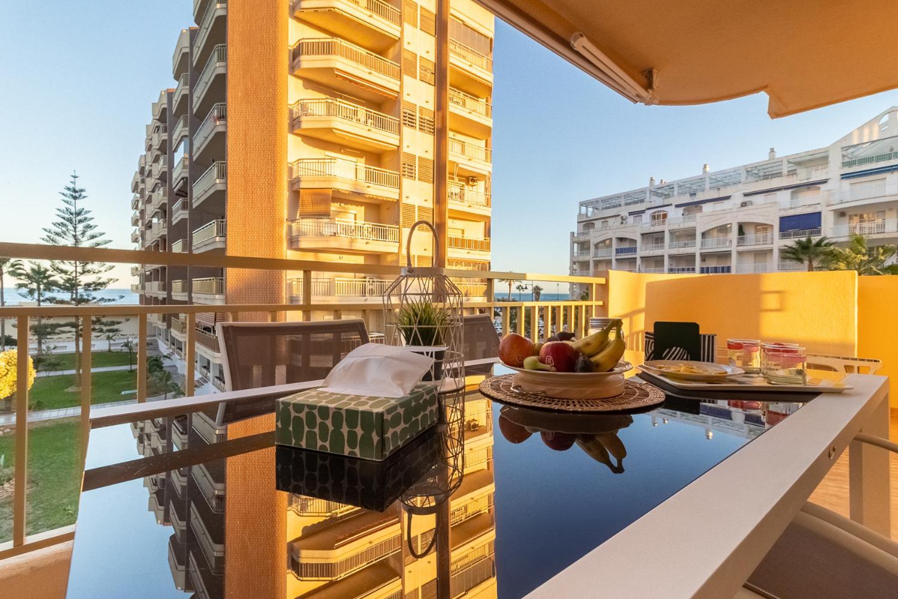 Three-Bedroom Apartment with Sea View photo 2