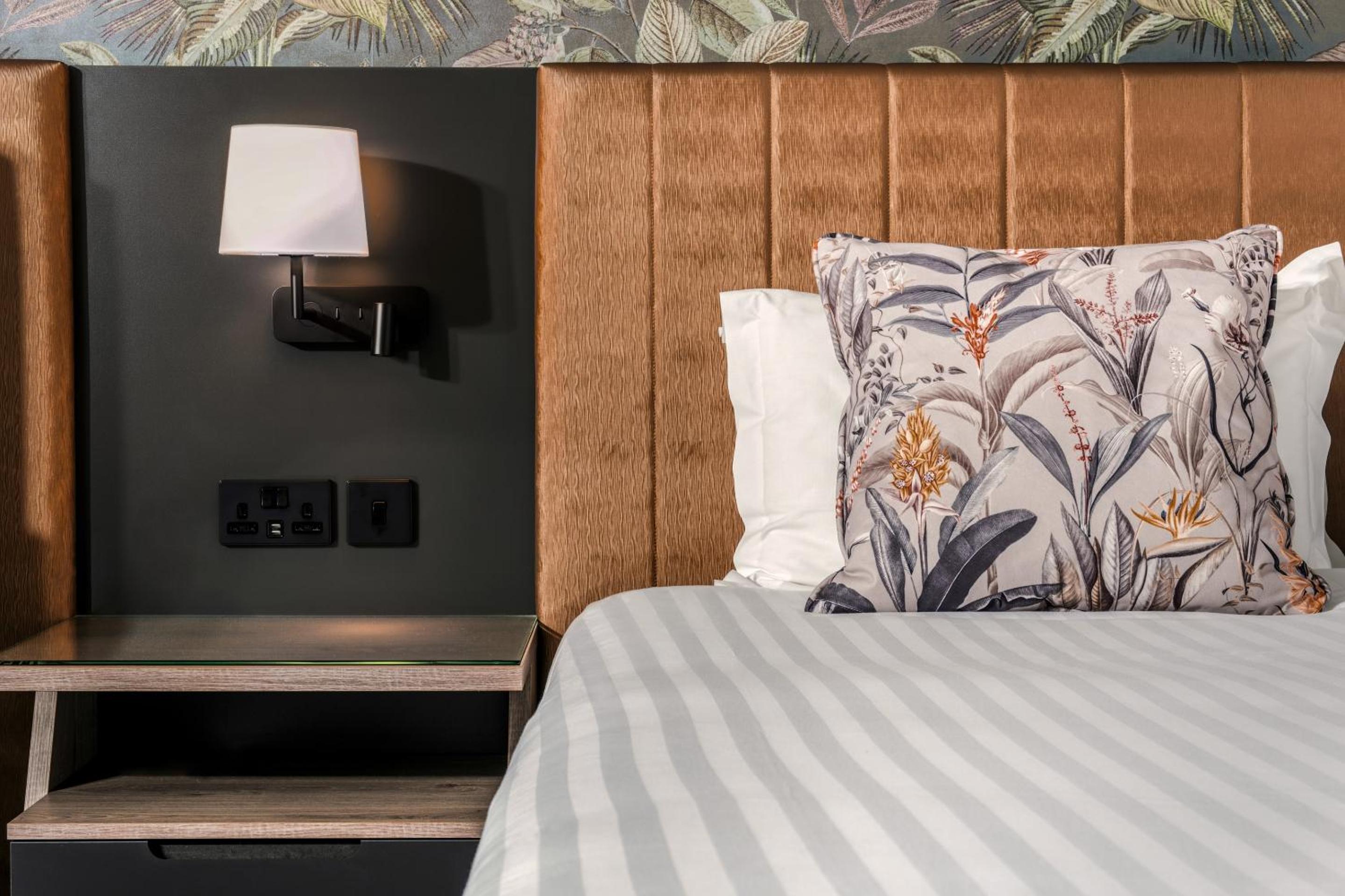 Signature Double Room - Photo 1