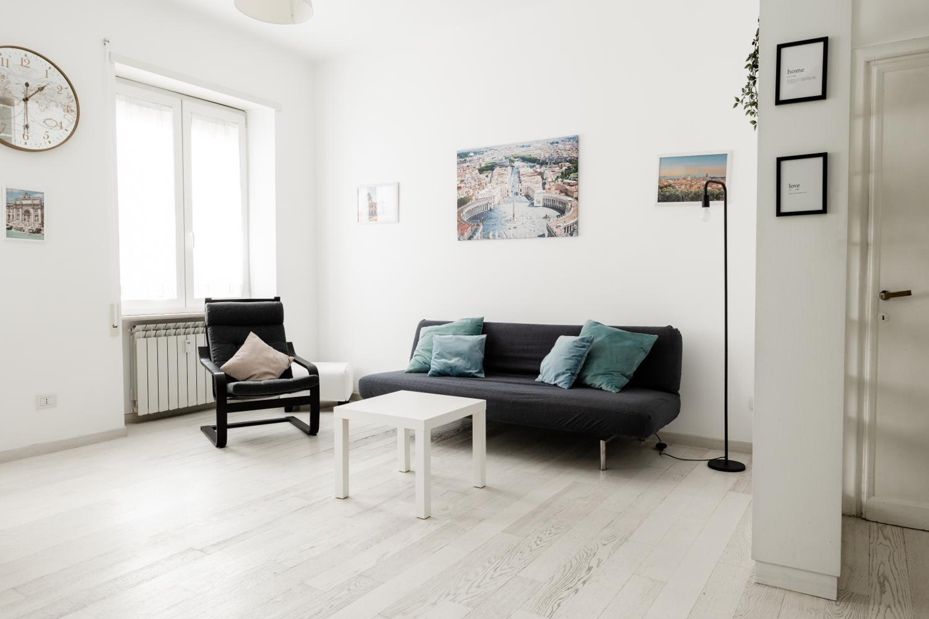 One-Bedroom Apartment