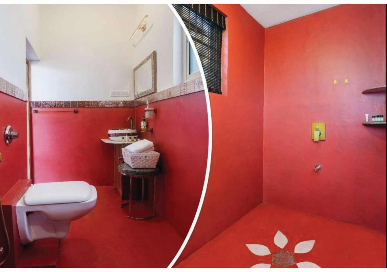 Deluxe Queen Room with Two Queen Beds photo 3