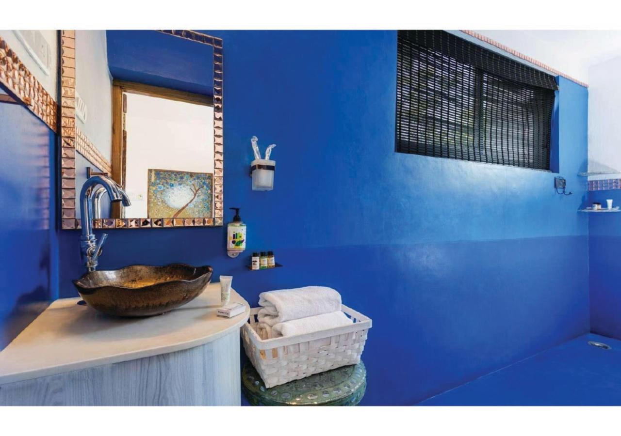 Villa With Private Pool photo 3
