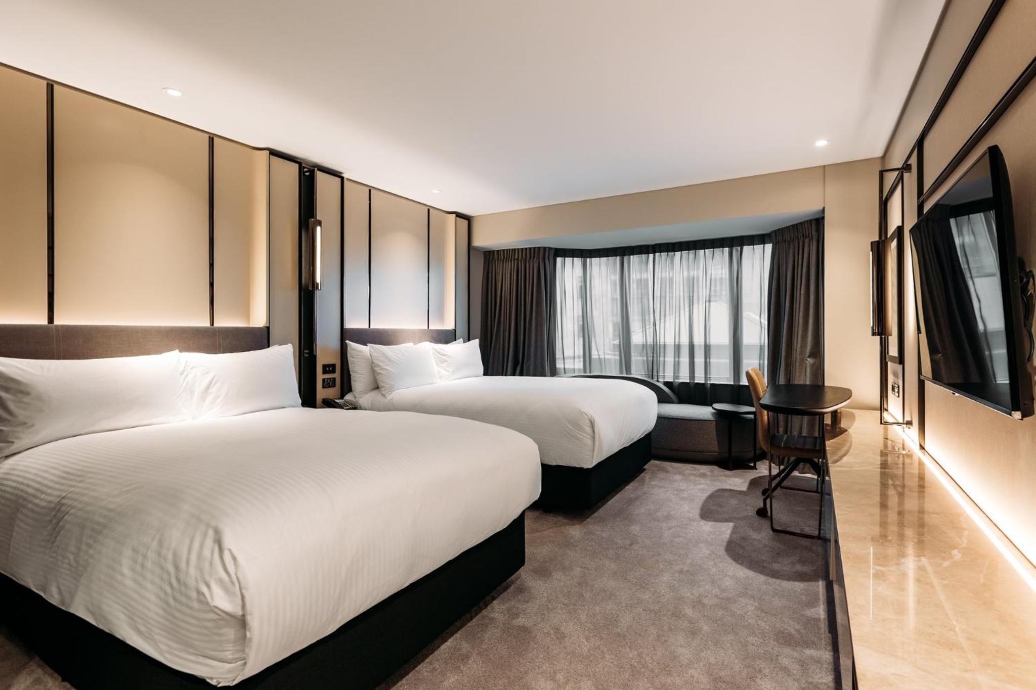 Classic Double Room with Two Double Beds - Photo 2