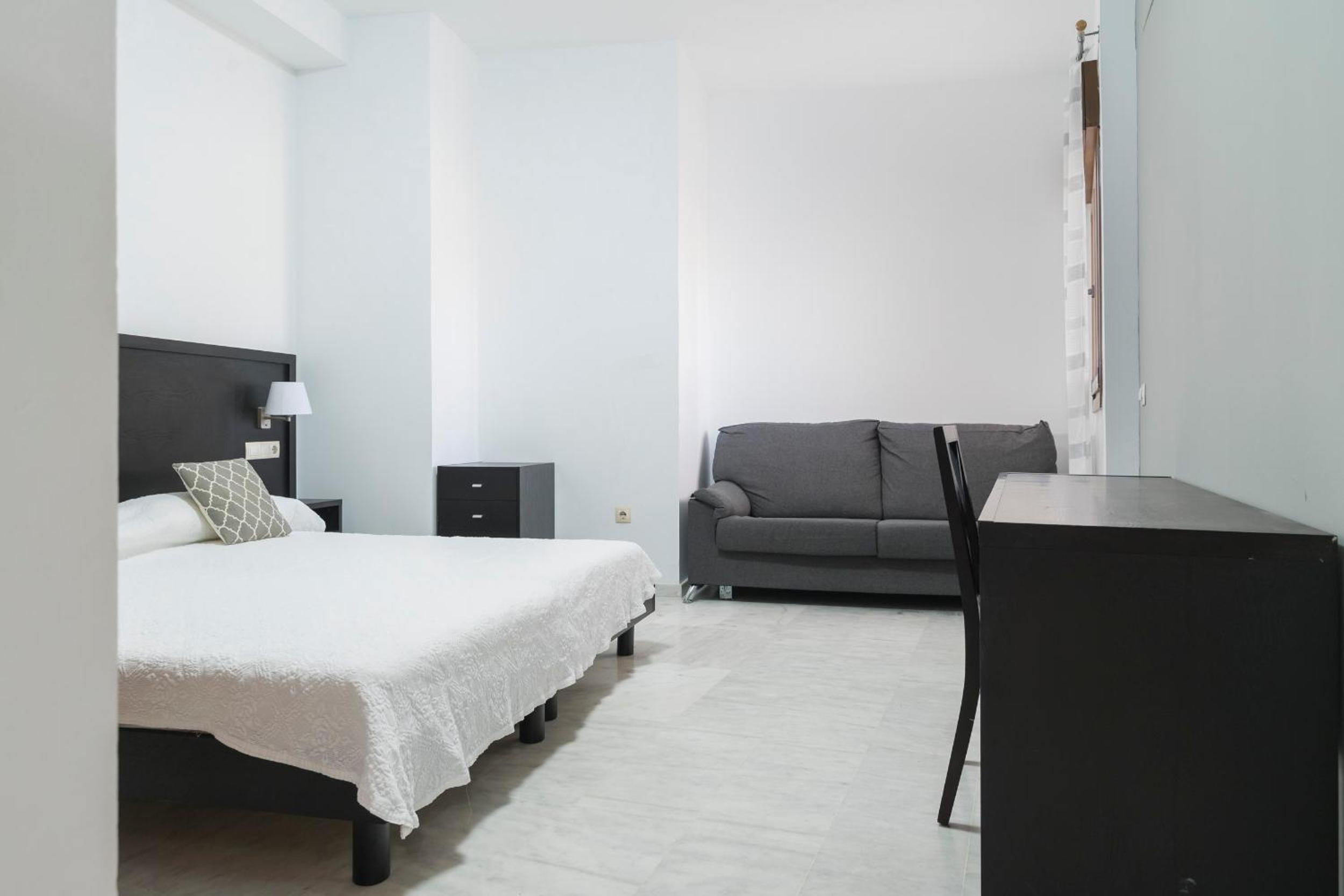 Apartamento con Balcón