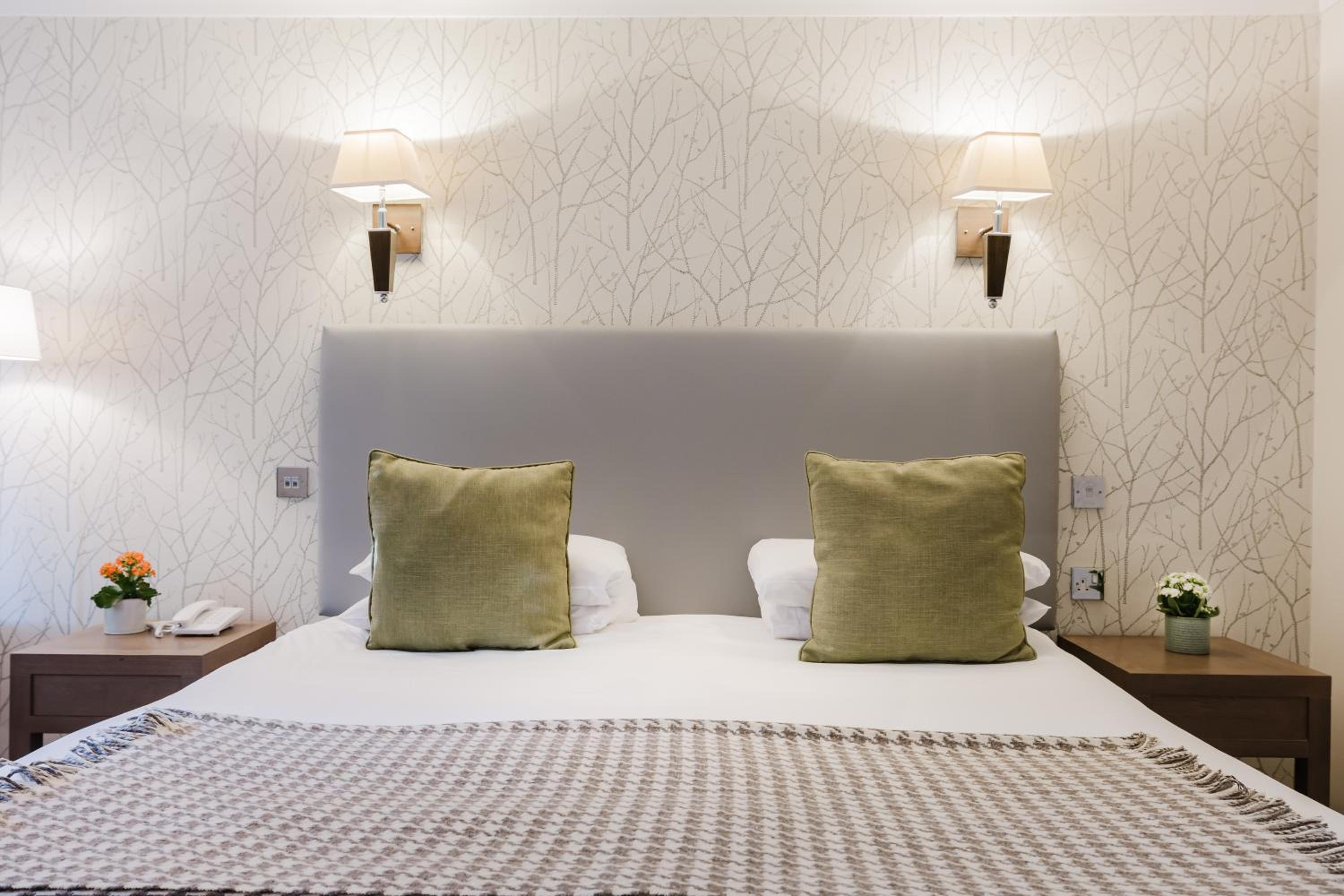 Double Room - Photo 2