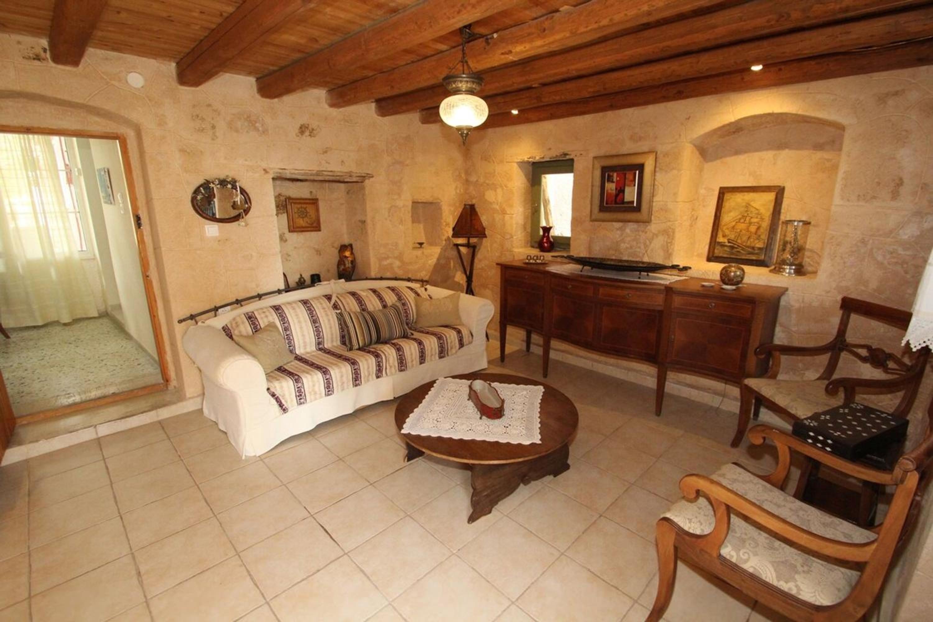 Three-Bedroom House photo 2