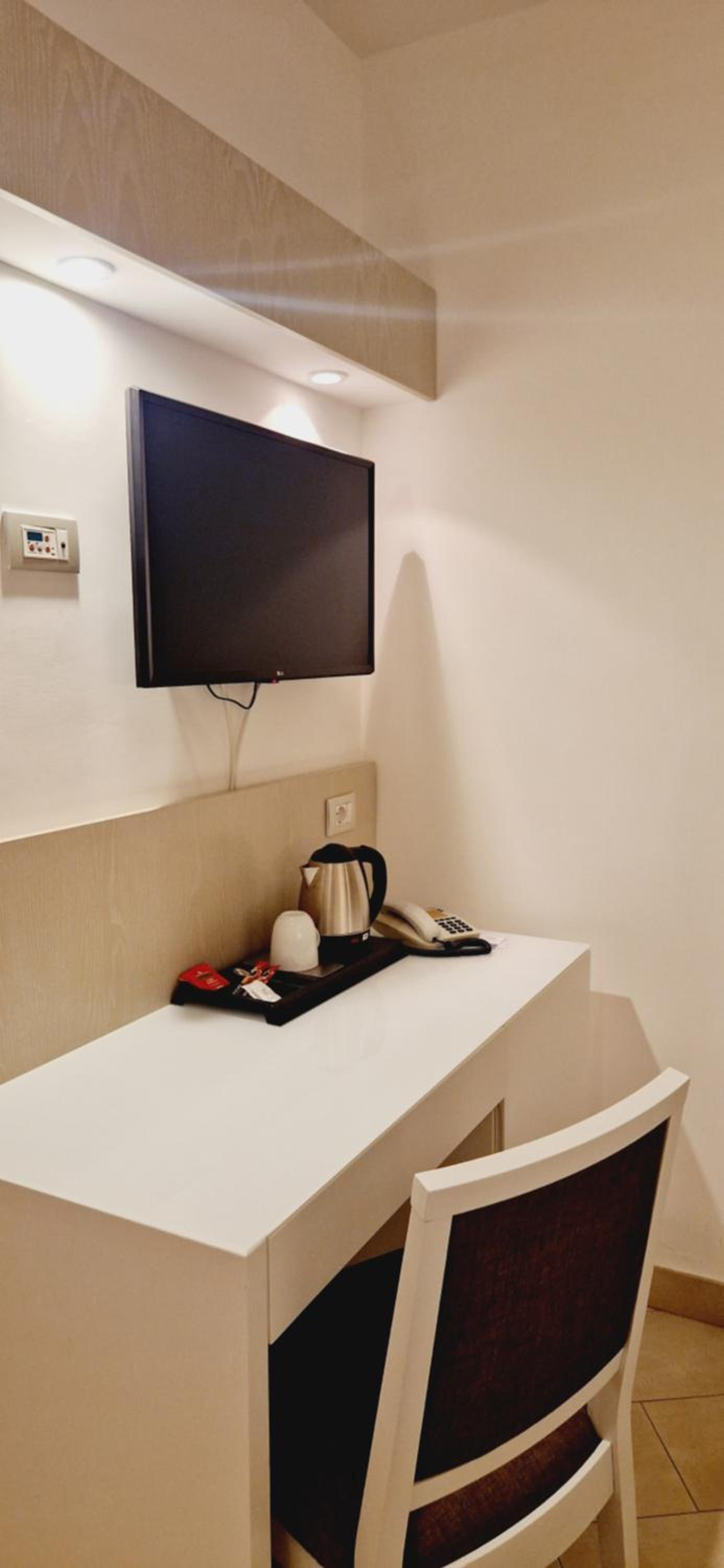 Small Single Room
